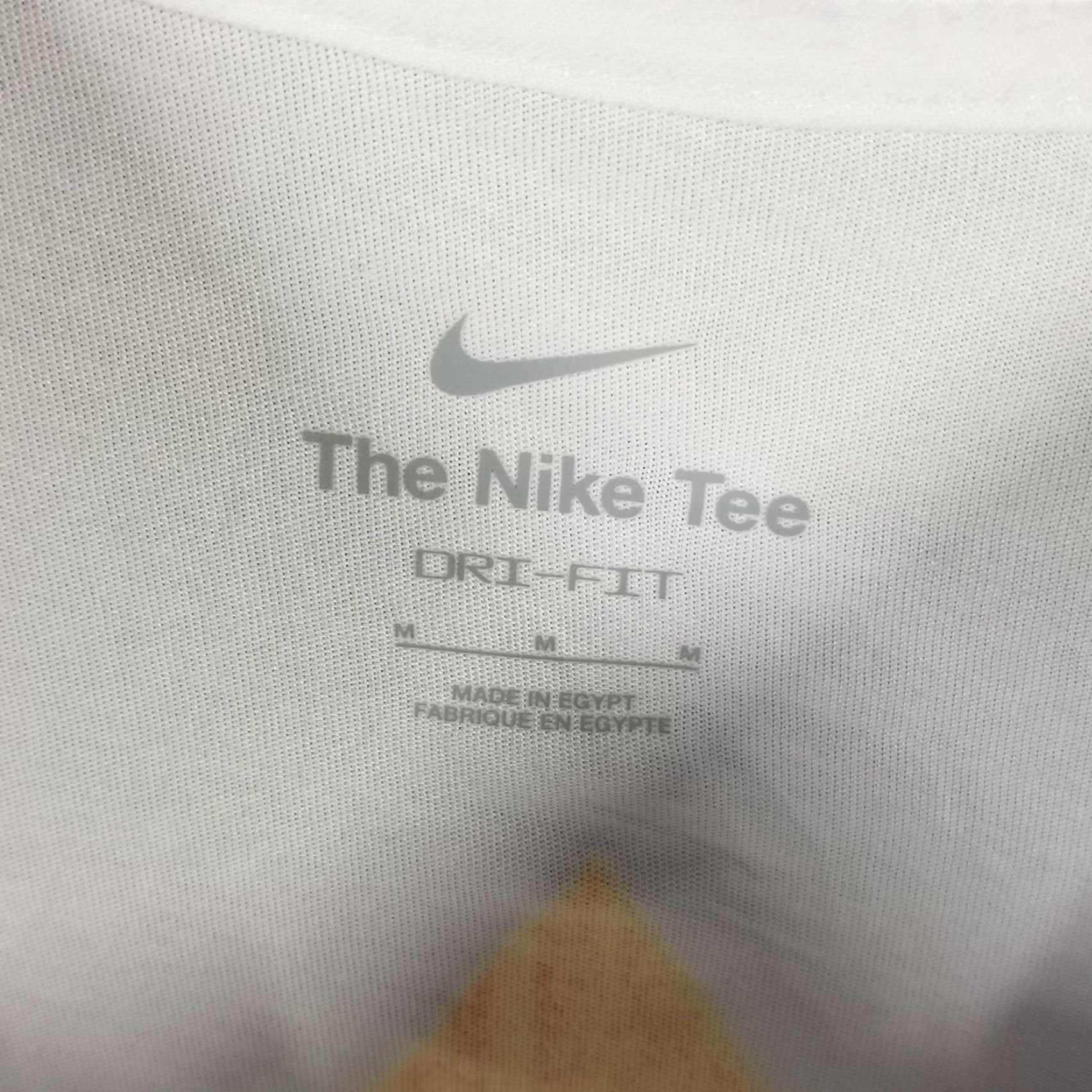 Nike Nike Kyrie Irving Shirt Mens Medium White Basketball Graphic Tee Size US M / EU 48-50 / 2 - 5 Thumbnail