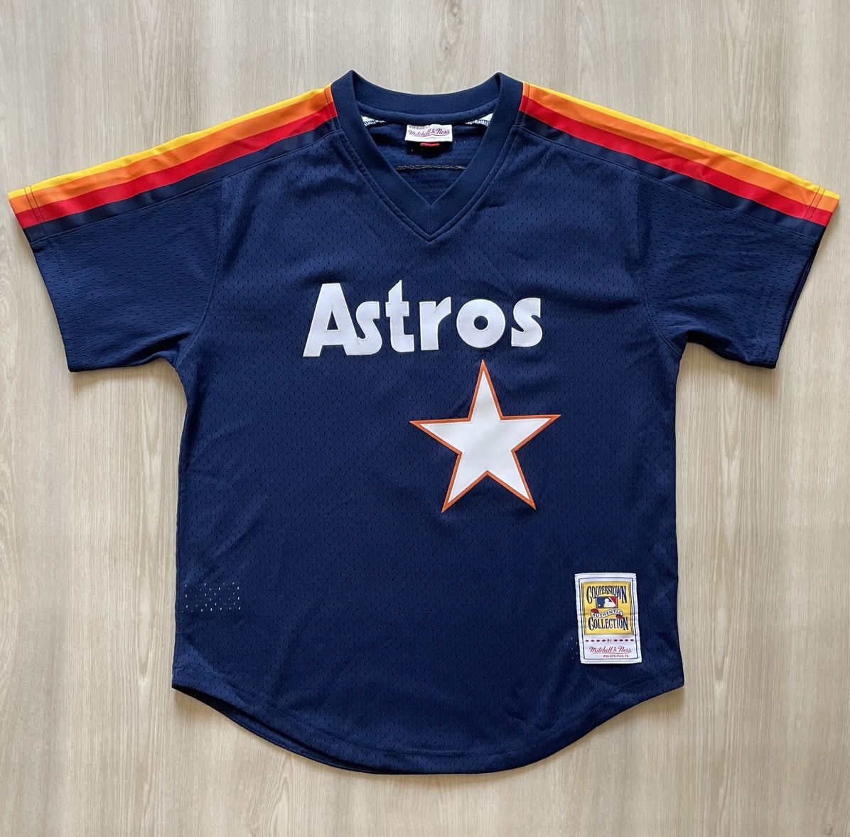 Mitchell & Ness Mitchell & Ness Houston Astros Jeff Bagwell Jersey Sz M Size US M / EU 48-50 / 2 - 3 Thumbnail