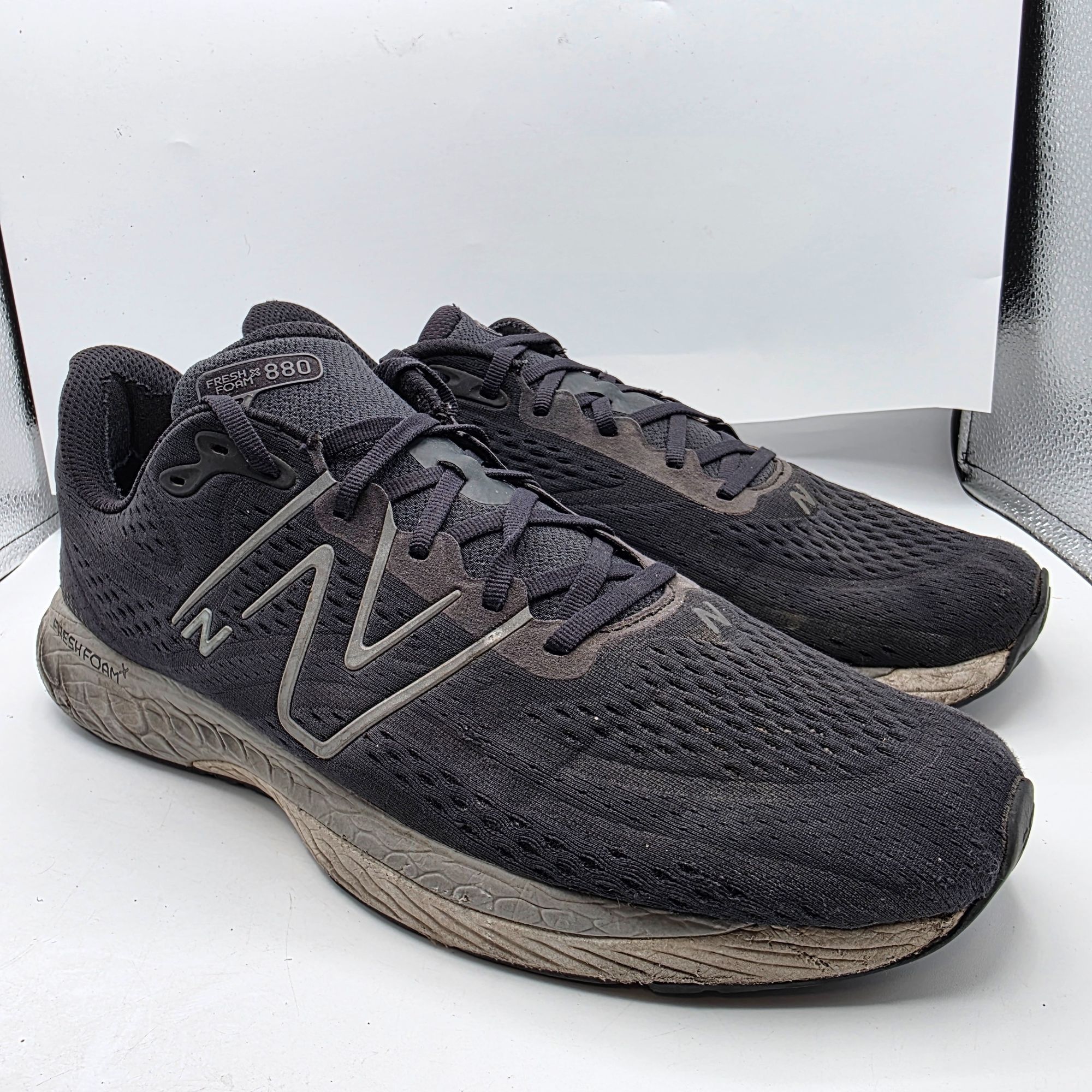 New Balance New Balance Fresh Foam X 880v13 Mens Size 14 Black Athletic Size US 14 / EU 47 - 1 Thumbnail