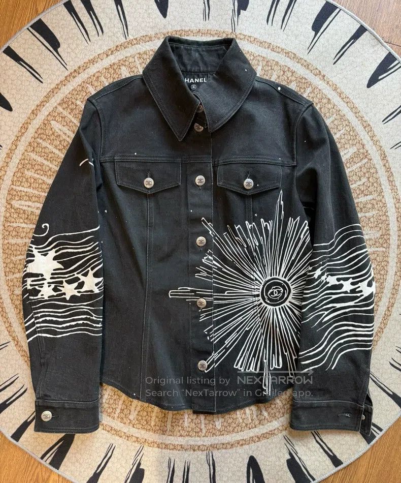 Chanel Chanel 22C sun-printed denim jacket Size M / US 6-8 / IT 42-44 - 1 Thumbnail