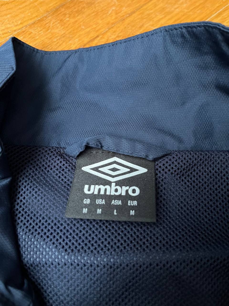 Umbro Umbro Everton FC light jacket 2014-2015 Size US M / EU 48-50 / 2 - 6 Thumbnail