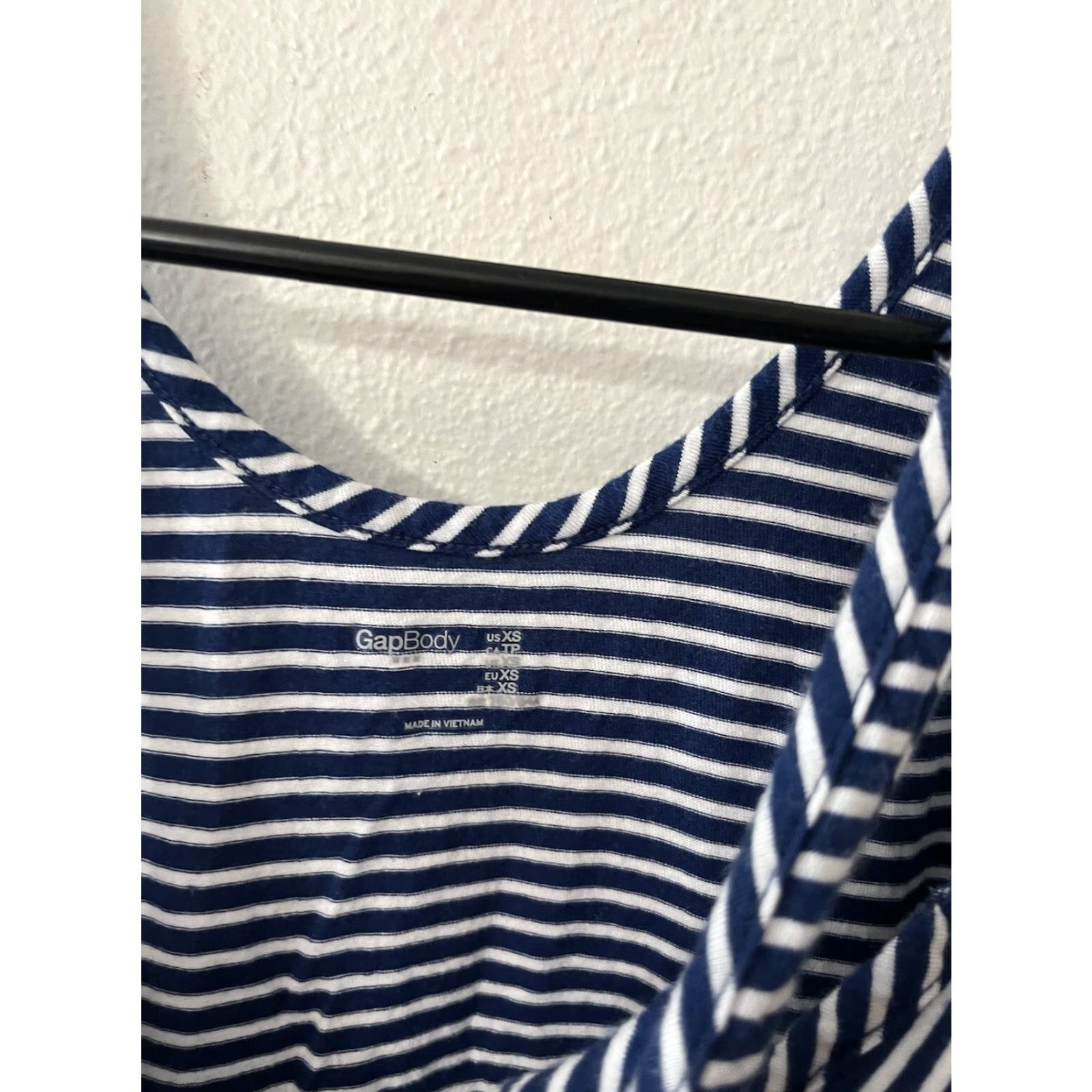 Gap Gap Body Blue Striped Tank Top Womens XS Sleeveless Scoop Neck Casual Size XS / US 0-2 / IT 36-38 - 2 Thumbnail