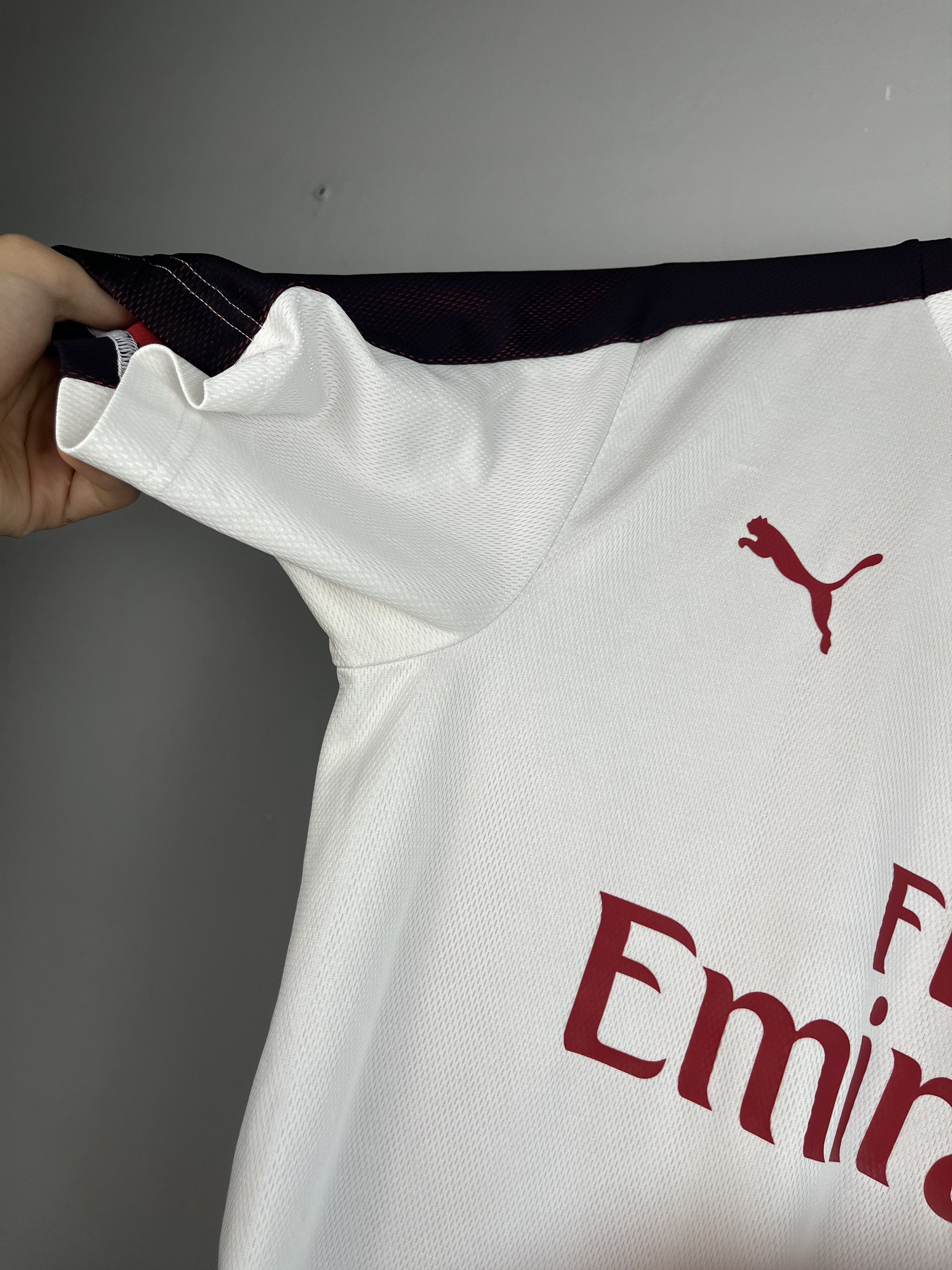 Puma Puma Arsenal 2018/2019 pre-match Jersey Size US M / EU 48-50 / 2 - 8 Thumbnail