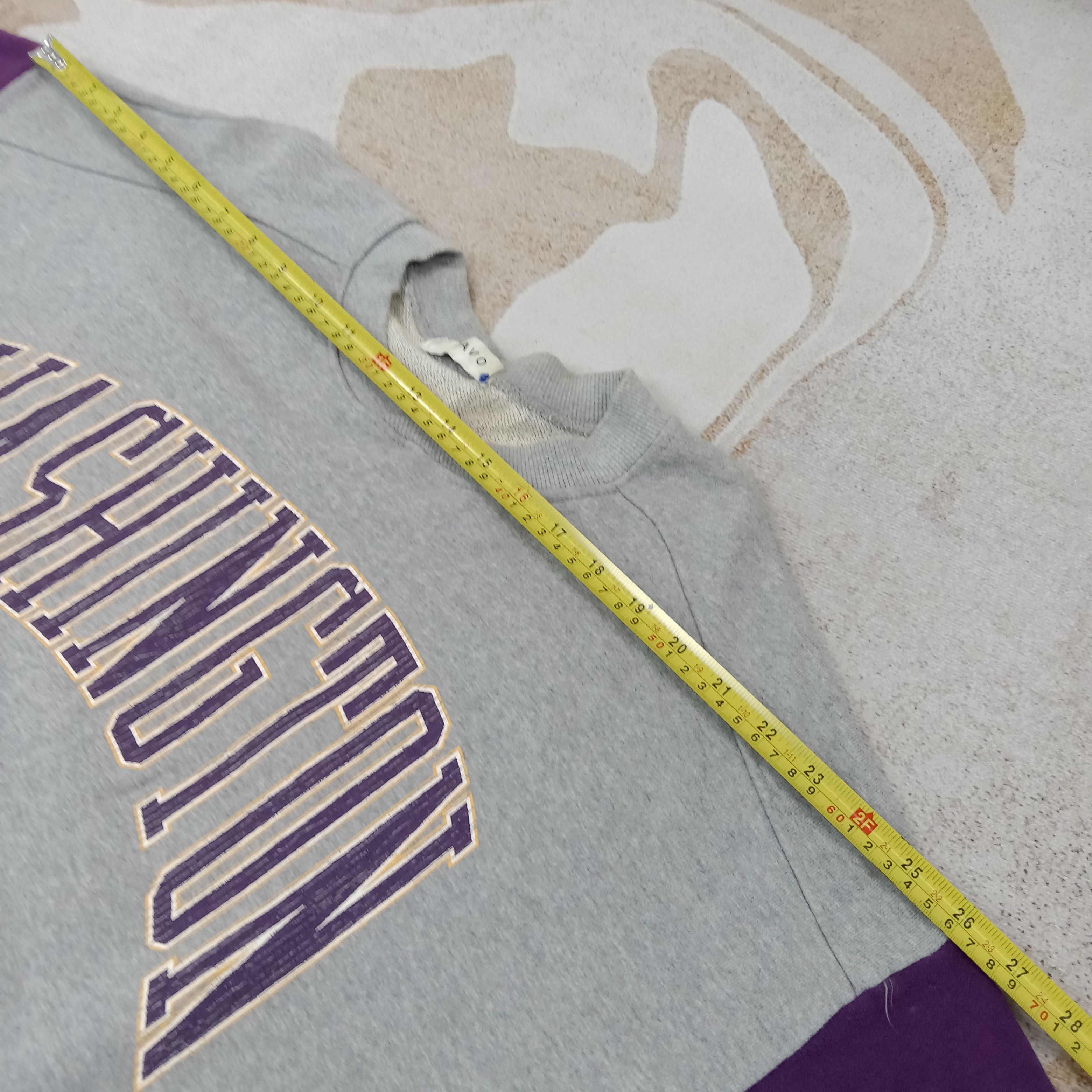 NFL Washington Huskies Football Team Sweatshirt C262N4 Size US XL / EU 56 / 4 - 7 Thumbnail