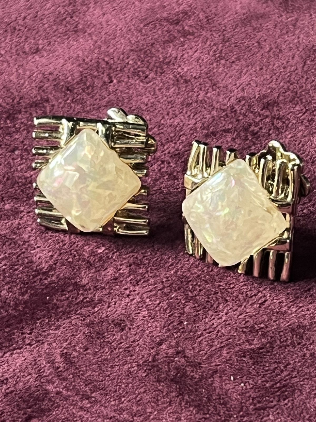 Other Vintage Coro Opalescent Lucite Gold Tone Clip Earrings ‘60s Size ONE SIZE - 1 Thumbnail