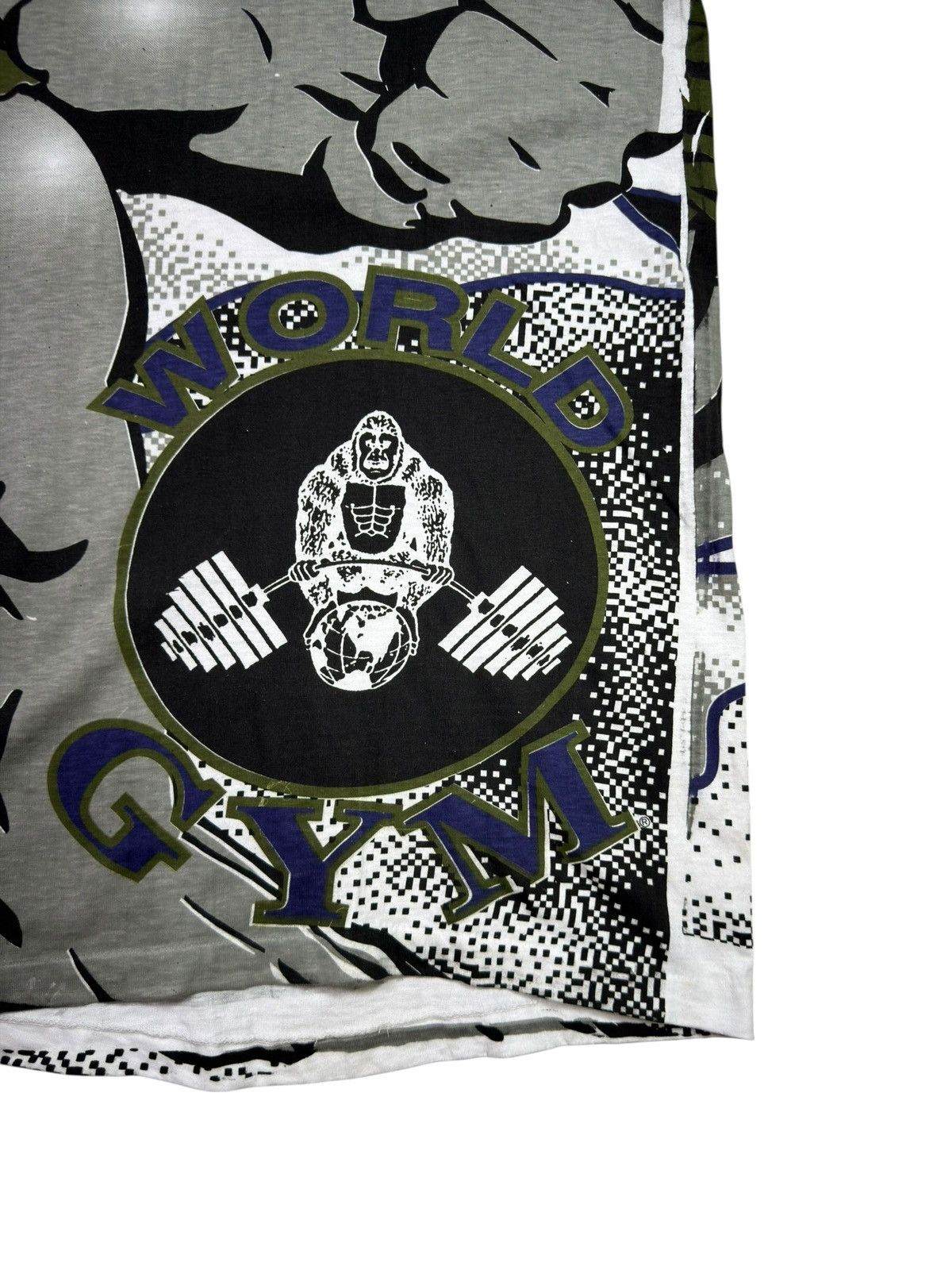Other *RARE* VINTAGE 90s WORLD GYM AOP TEE IRON BODY Size US L / EU 52-54 / 3 - 3 Thumbnail