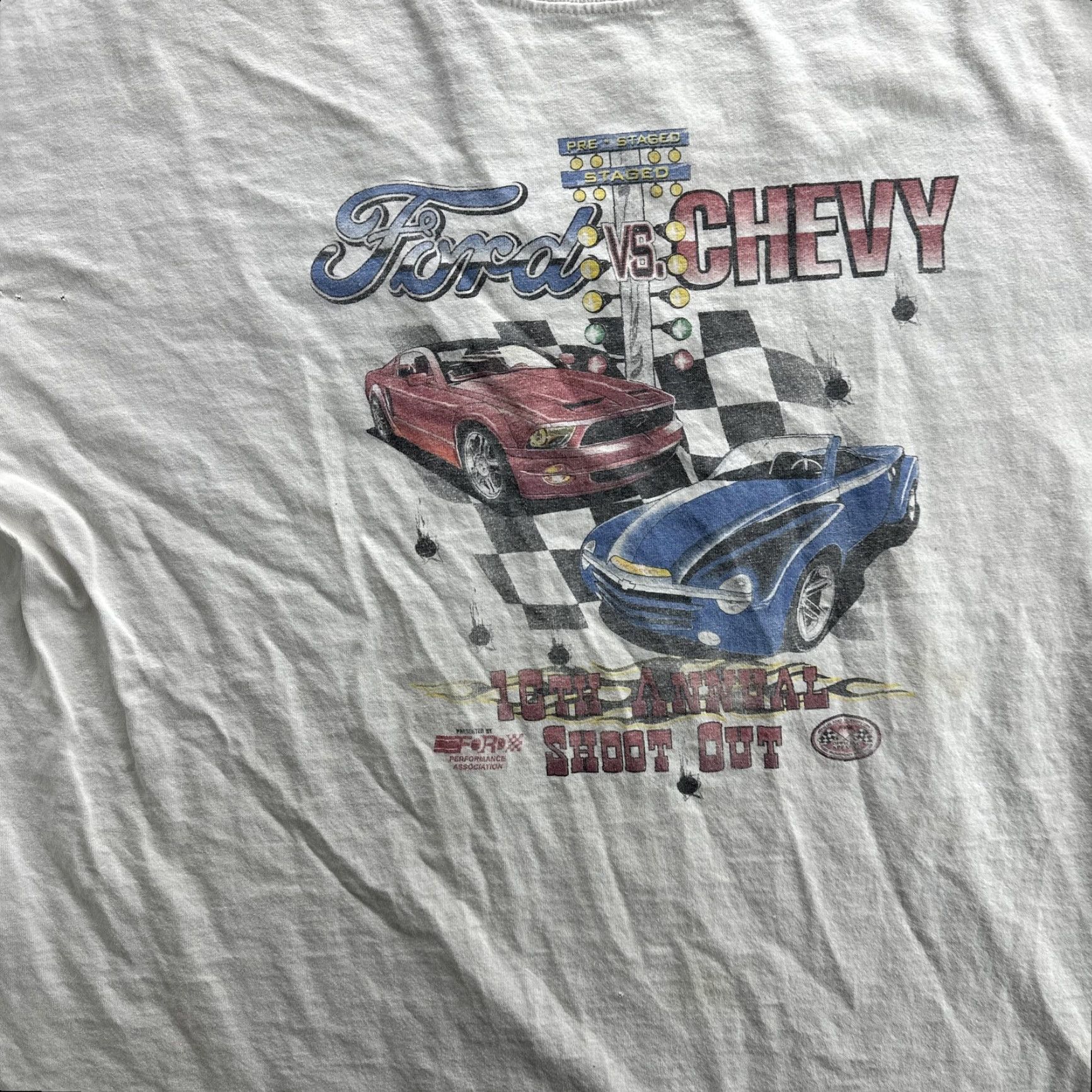Hanes VINTAGE Ford vs Chevy T-Shirt Mens Large Cars Racing Automotive 2000s Drag Racing Size US L / EU 52-54 / 3 - 6 Thumbnail