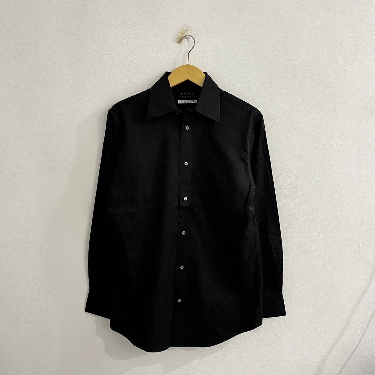 Japanese Brand Kansai Yamamoto Black Basic Button Up Easy Iron Size US M / EU 48-50 / 2 - 1 Thumbnail