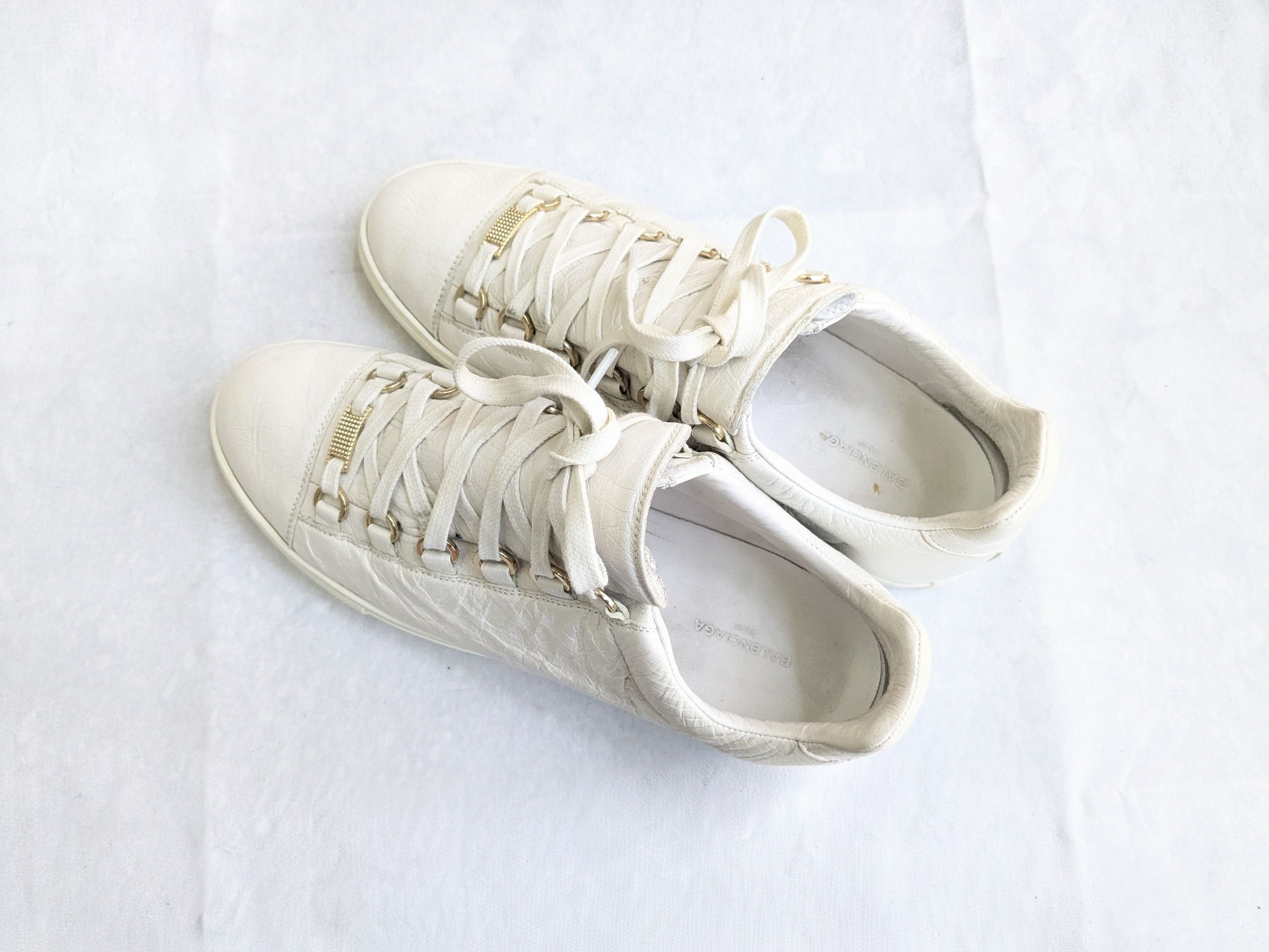 Balenciaga Arena White 8 Low Tops Leather