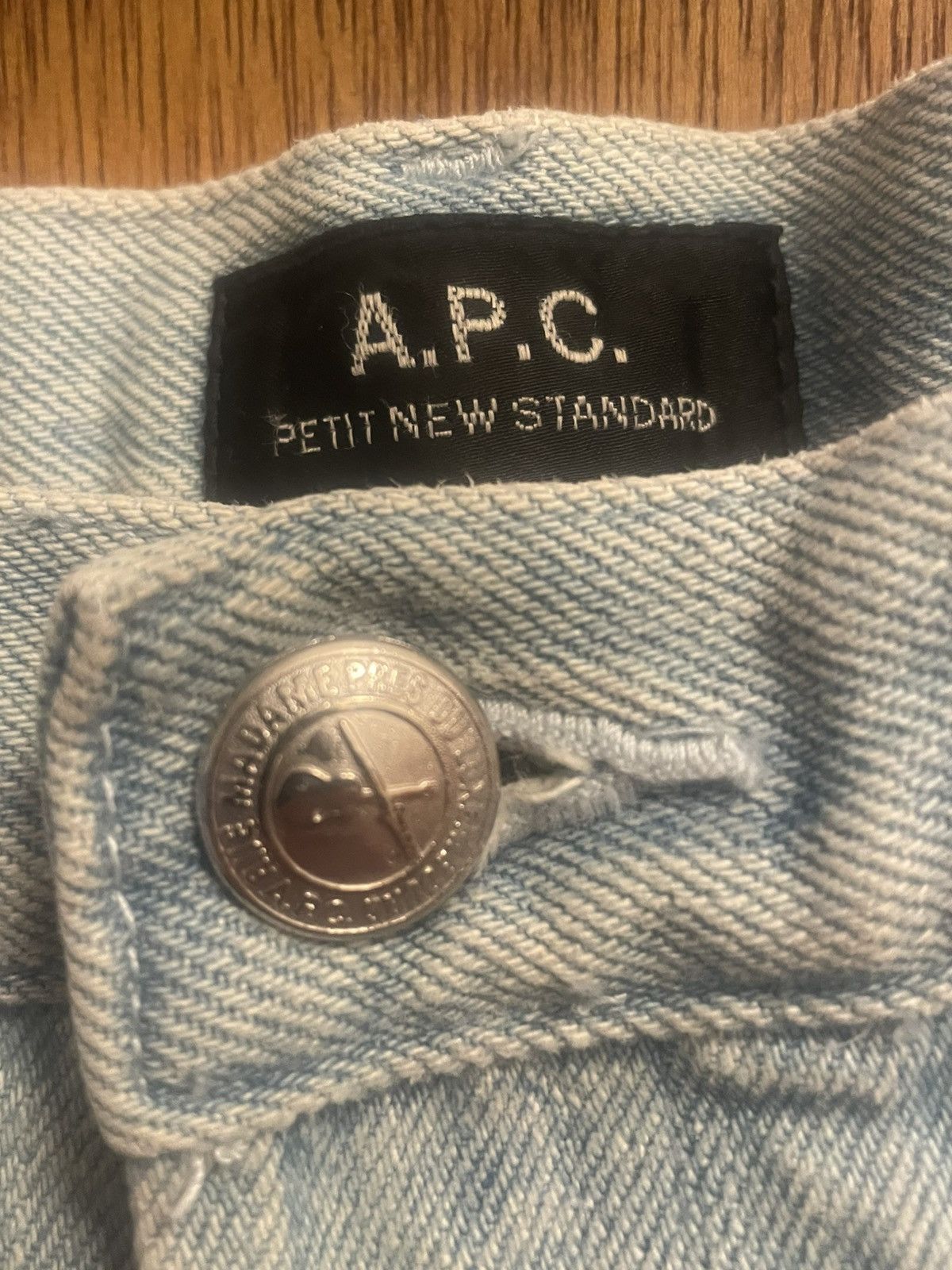 A.P.C. A.P.C. Petit Standard Lightwash Jean Size US 36 / EU 52 - 3 Thumbnail