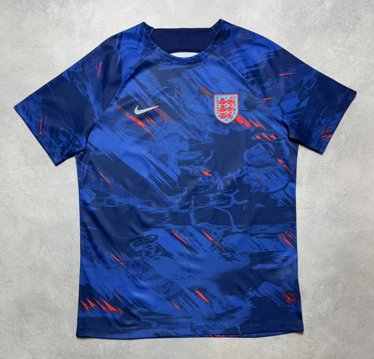 Nike England 2022 2023 Pre-Match Shirt Soccer Jersey Nike Size US L / EU 52-54 / 3 - 1 Thumbnail