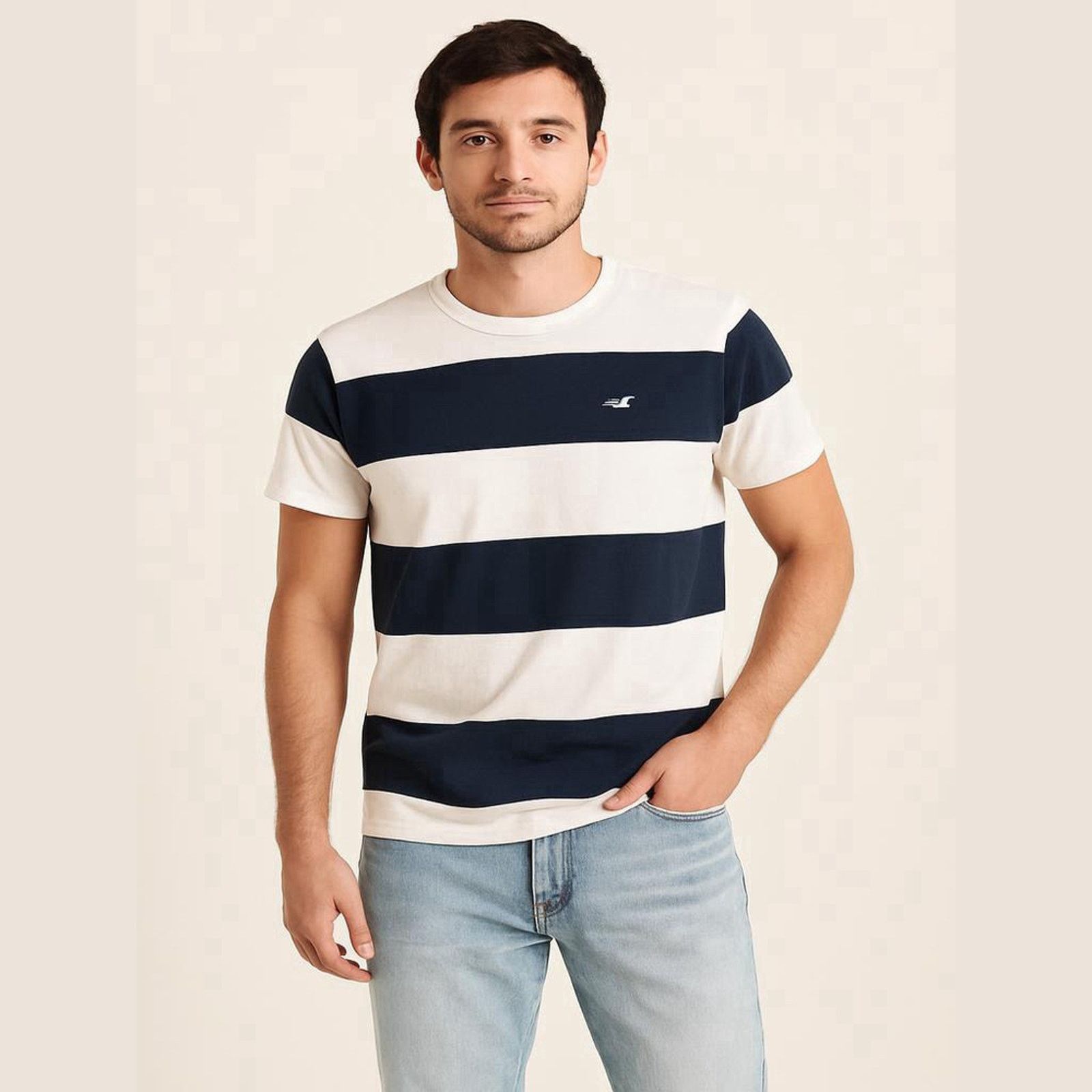 Hollister Hollister White Crewneck Tee Must-Have Collection Size M Size US M / EU 48-50 / 2 - 1 Thumbnail