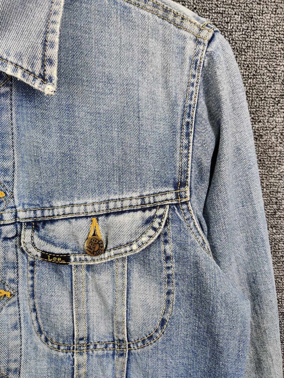 Lee Vintage Trashed Lee Riders Distressed Denim Trucker Jacket Size US M / EU 48-50 / 2 - 5 Thumbnail