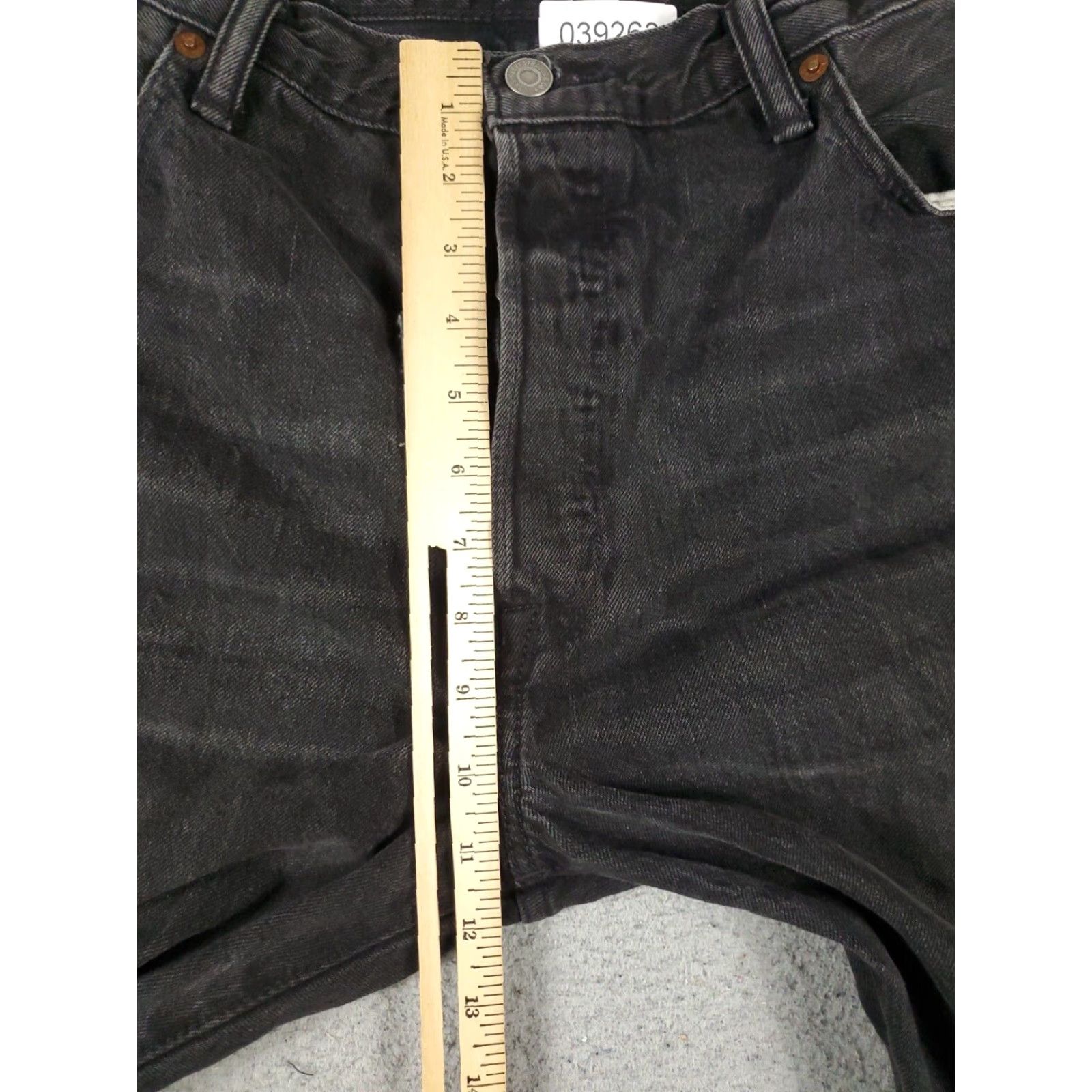 Levi's Levis 501 Mens Straight Leg Jeans 36x34 Gray Cotton 5-Pocket Button Fly Regular Fit Size US 36 / EU 52 - 3 Thumbnail