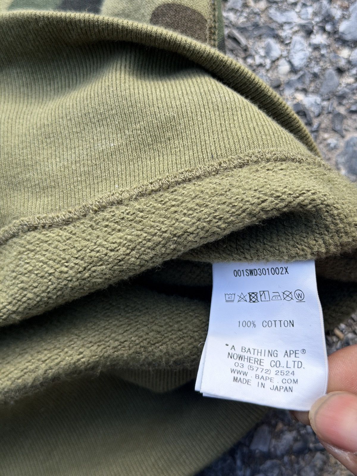 Bape 1st camo Green camo bape crewneck ape head sz XL japan Size US XL / EU 56 / 4 - 7 Thumbnail