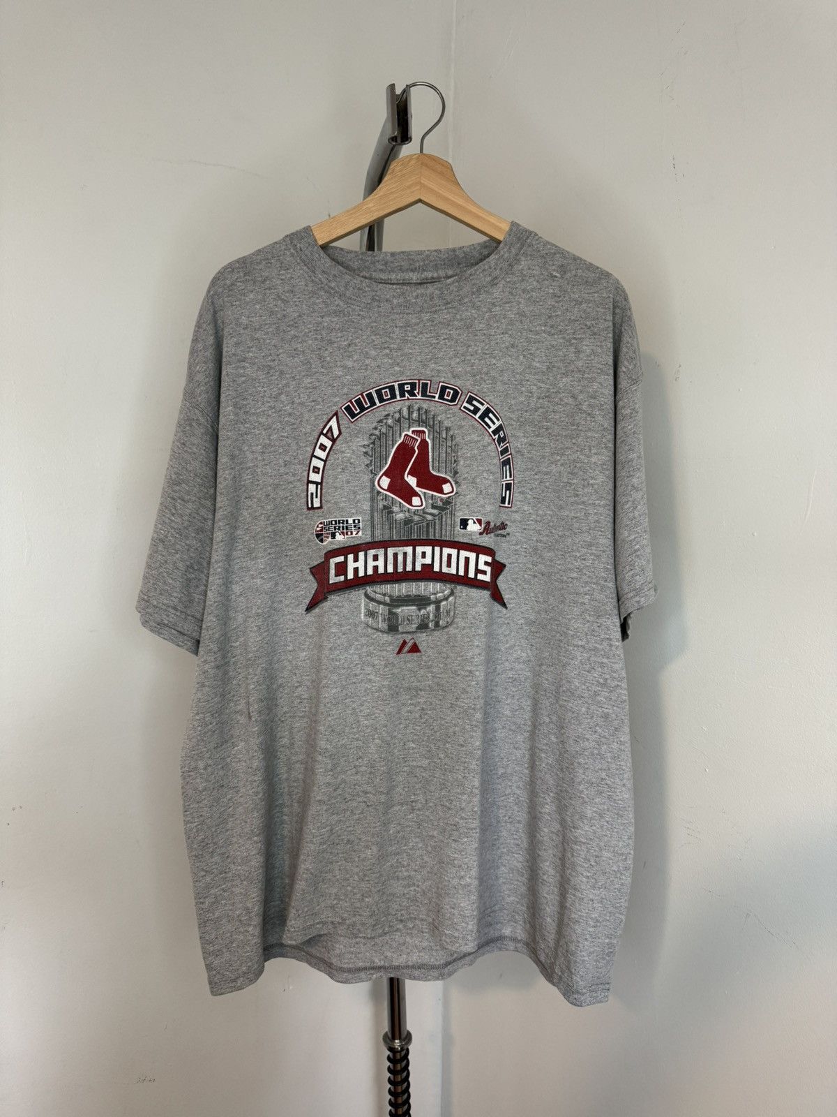 Majestic Vintage Boston Red Socks 2007 WS Tee Size US XL / EU 56 / 4 - 1 Thumbnail