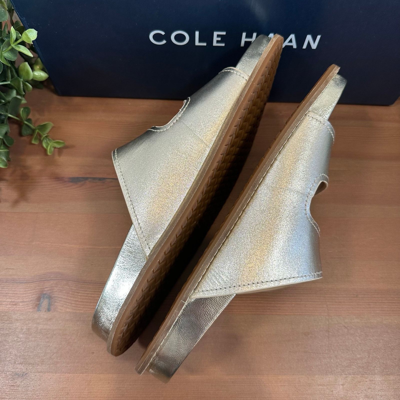 Cole Haan Cole Haan Women's Marisol Footbed Sandals Soft Gold Leather Size US 7 / IT 37 - 7 Thumbnail