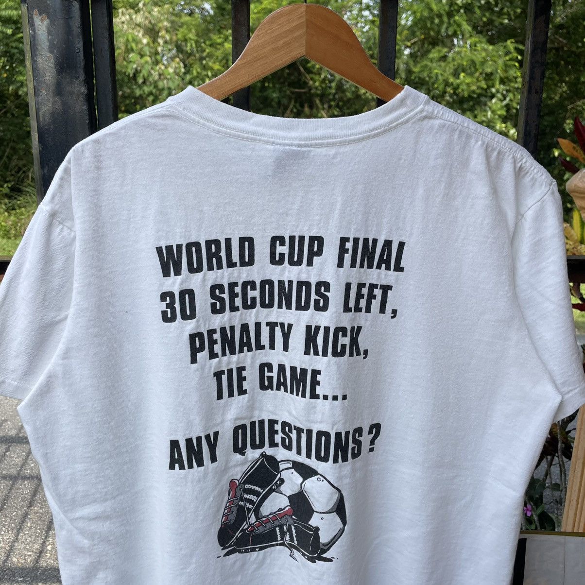 No Fear 🔥Vintage 90s No Fear Fifa World Cup Skateboard Tee Size US L / EU 52-54 / 3 - 2 Thumbnail