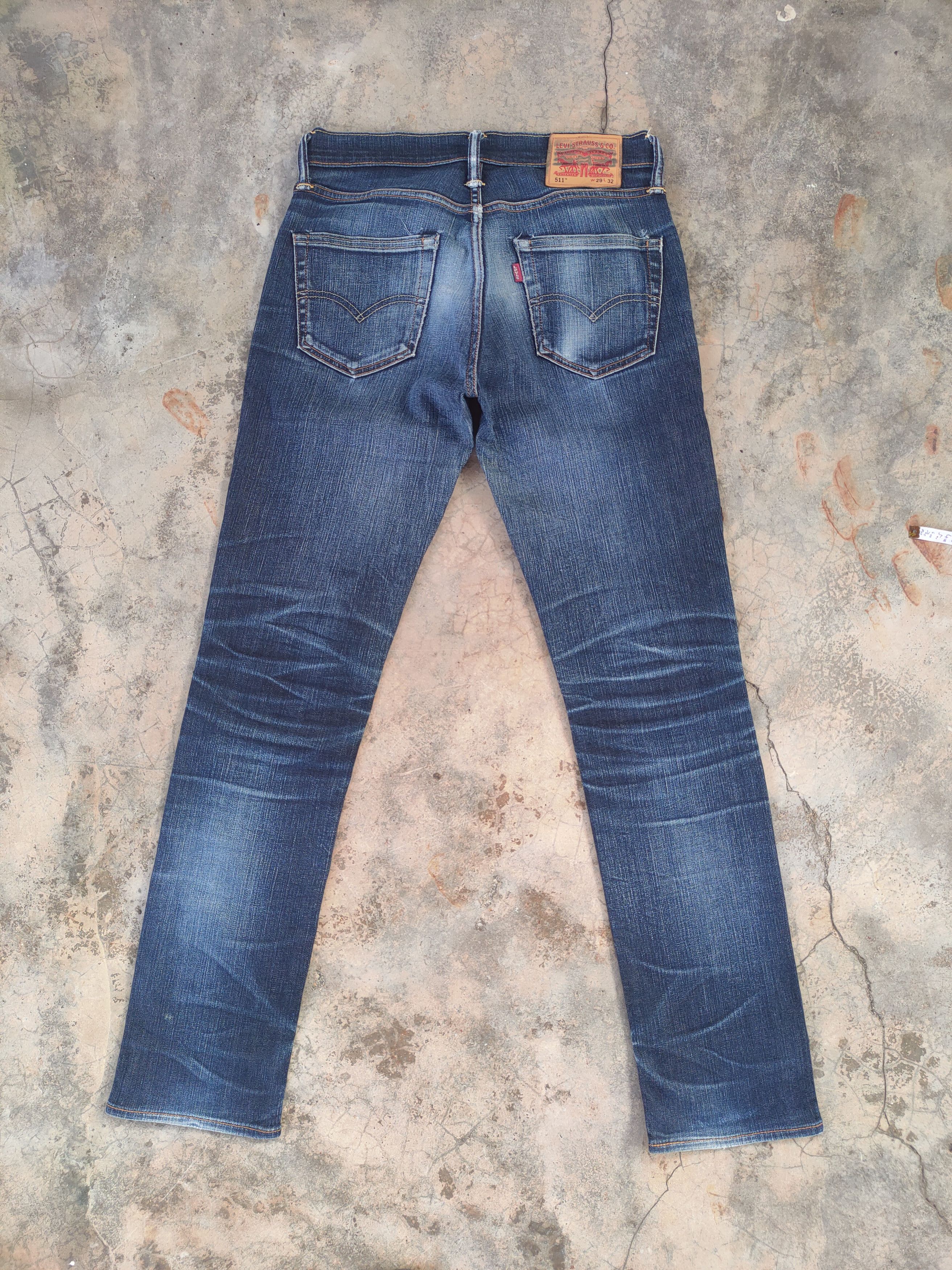 Levi's Vintage Clothing VINTAGE LEVI'S 511 SKINNY FADED DISTRESSED JEAN DENIM PANTS Size US 30 / EU 46 - 8 Thumbnail
