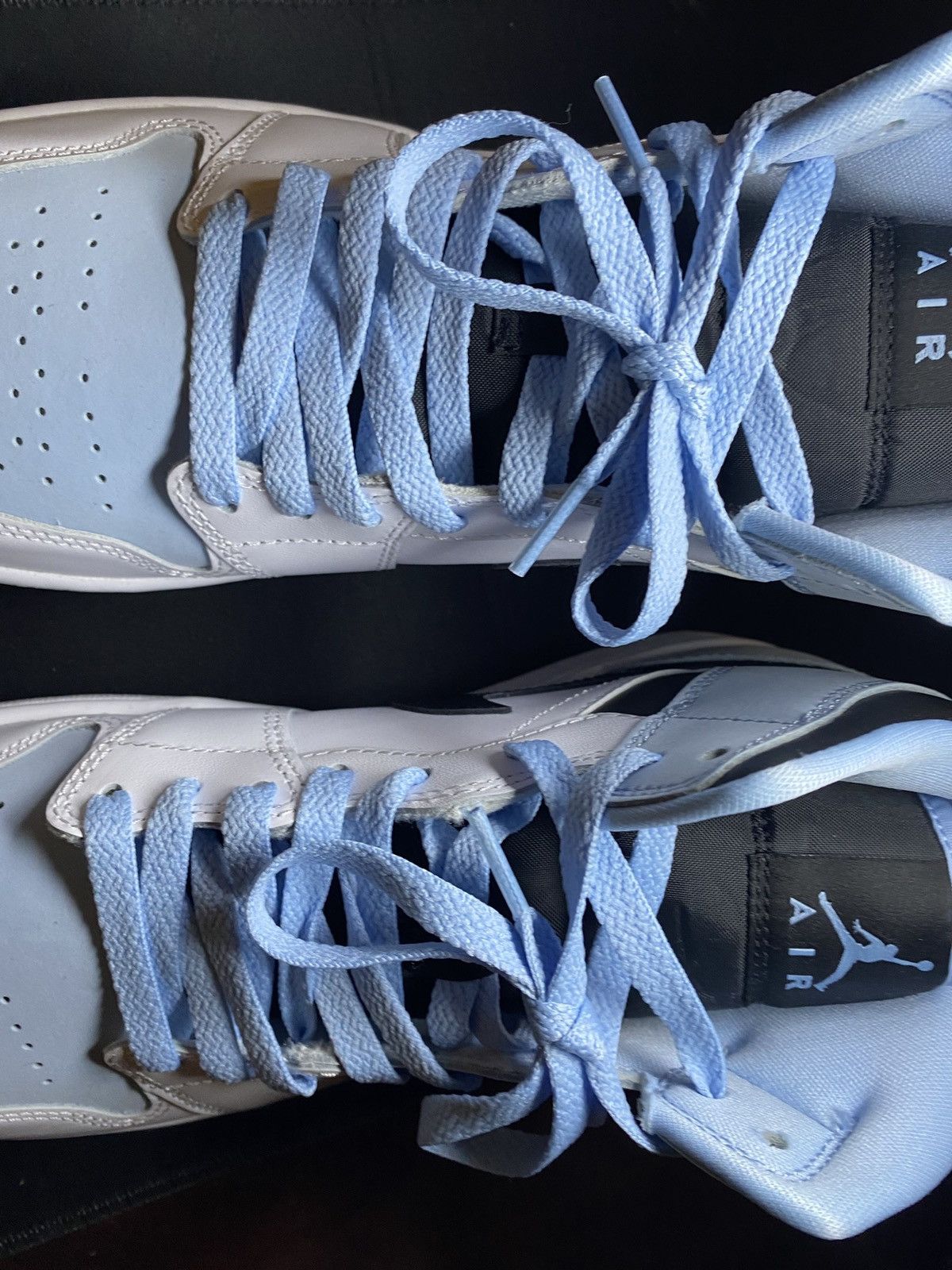 Jordan Brand Air Jordan 1 mid SE white ice blue Size US 10 / EU 43 - 3 Thumbnail
