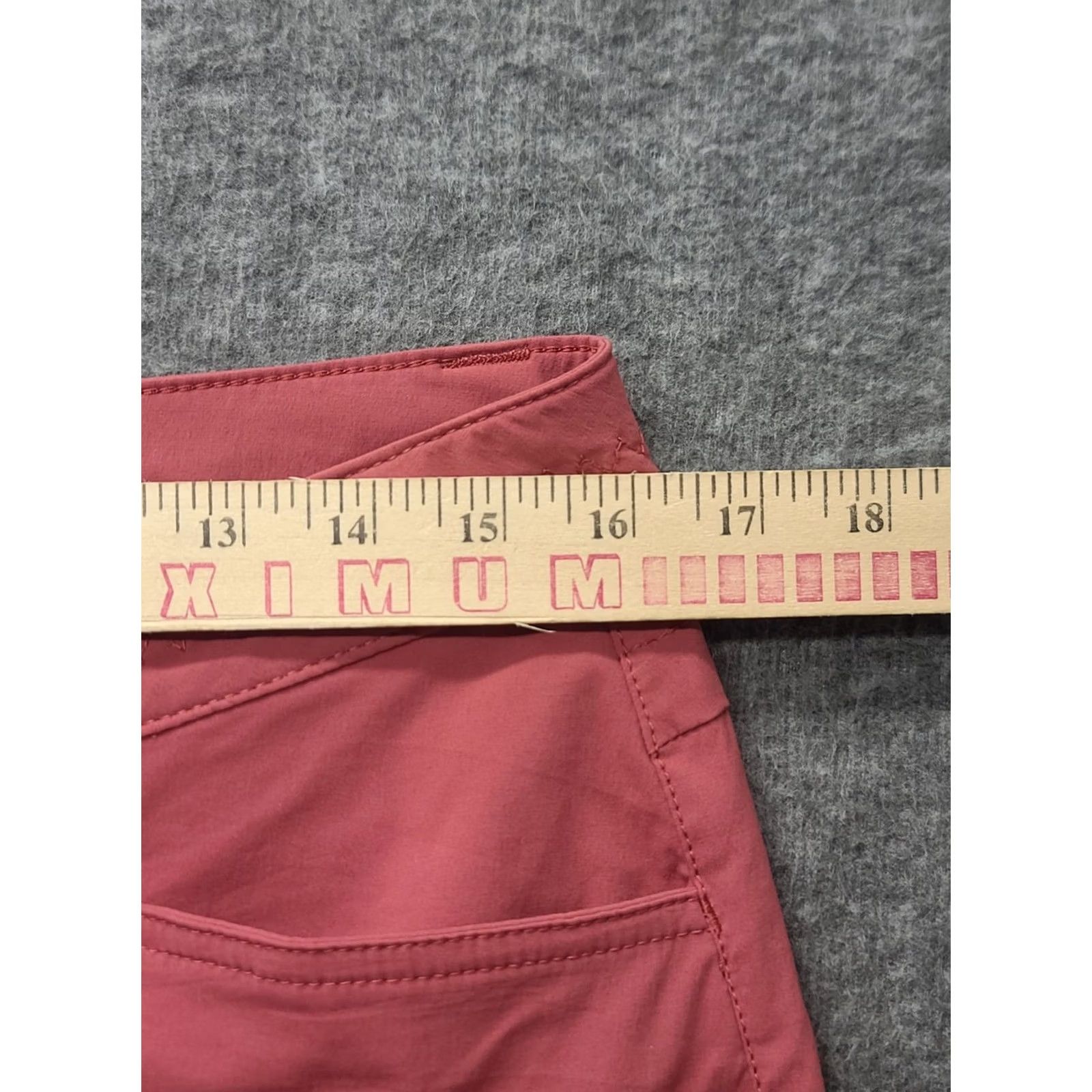 Eddie Bauer Eddie Bauer Travex Capris Womens 10 Relaxed Capri Pants 20 Inseam Nylon Pink Size ONE SIZE - 3 Thumbnail