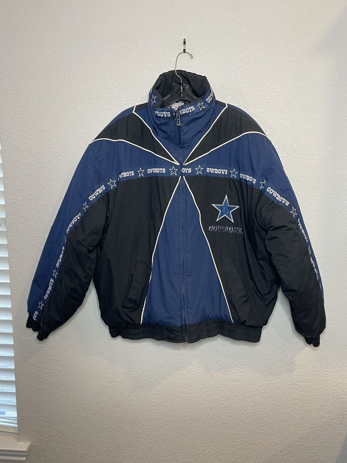 Pro Player VTG 90s Dallas Cowboys Pro Player Jacket by Daniel Young Size US XL / EU 56 / 4 - 1 Thumbnail