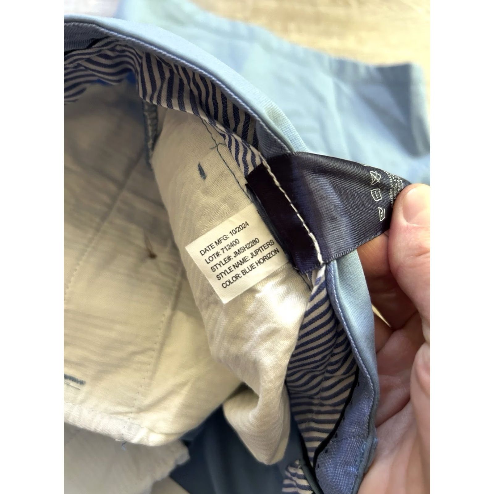 johnnie-O VINTAGE is not applicable here. Size US 36 / EU 52 - 4 Thumbnail