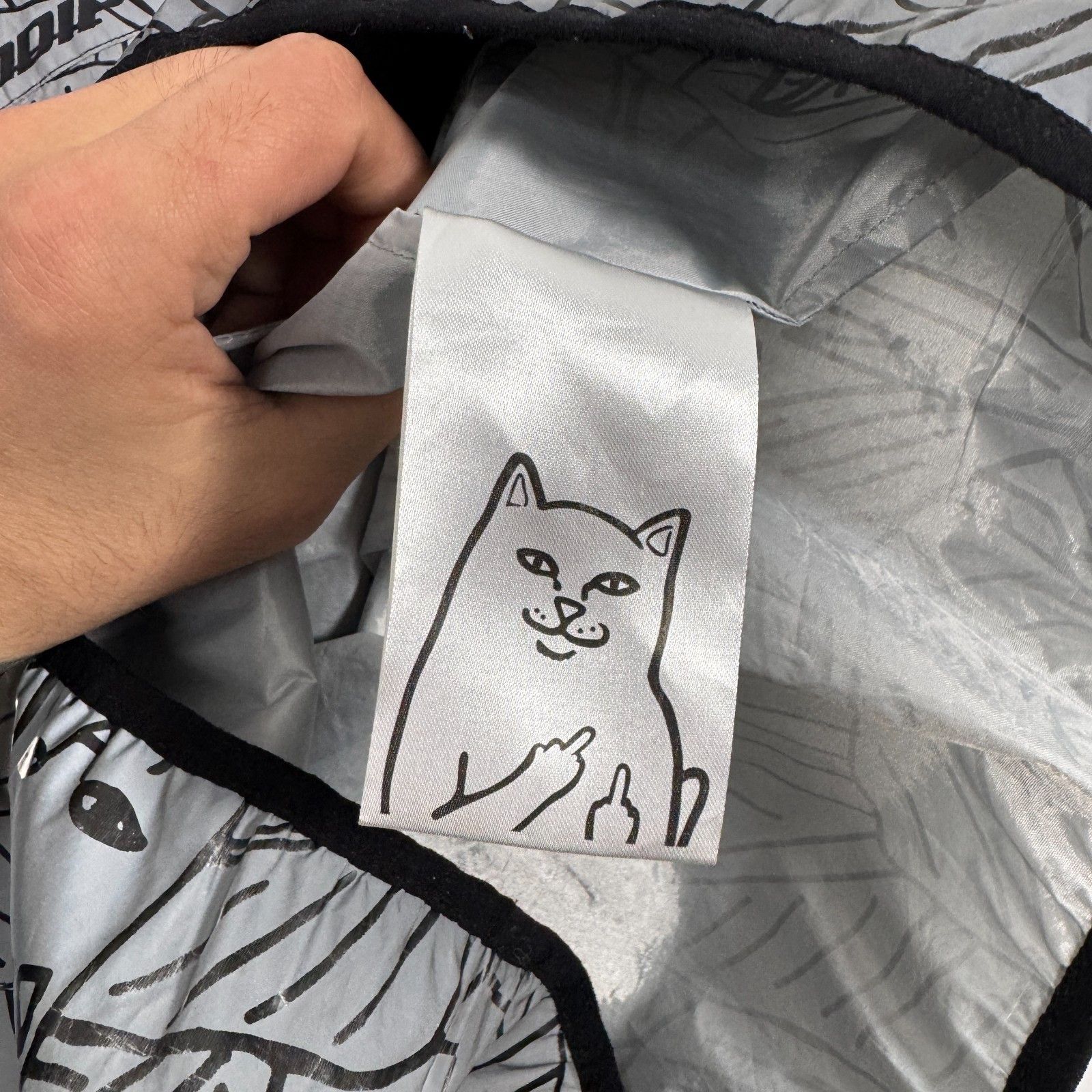 RIPNDIP RIPNDIP Vintage Printed Reflective Hooded Jacket Y2K Size US M / EU 48-50 / 2 - 13 Thumbnail