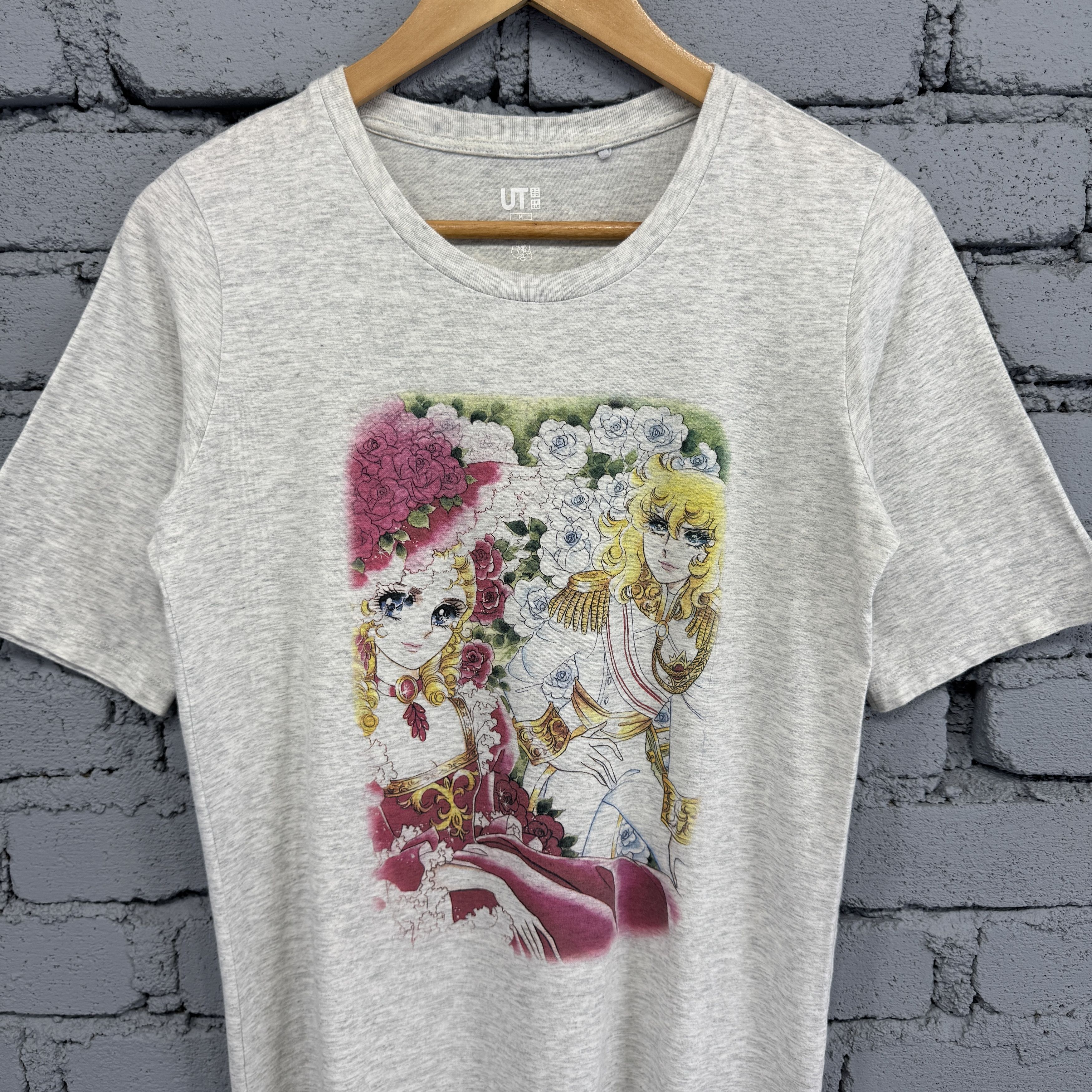 Uniqlo Uniqlo The Rose of Versailles Anime Tshirt Size US M / EU 48-50 / 2 - 3 Thumbnail