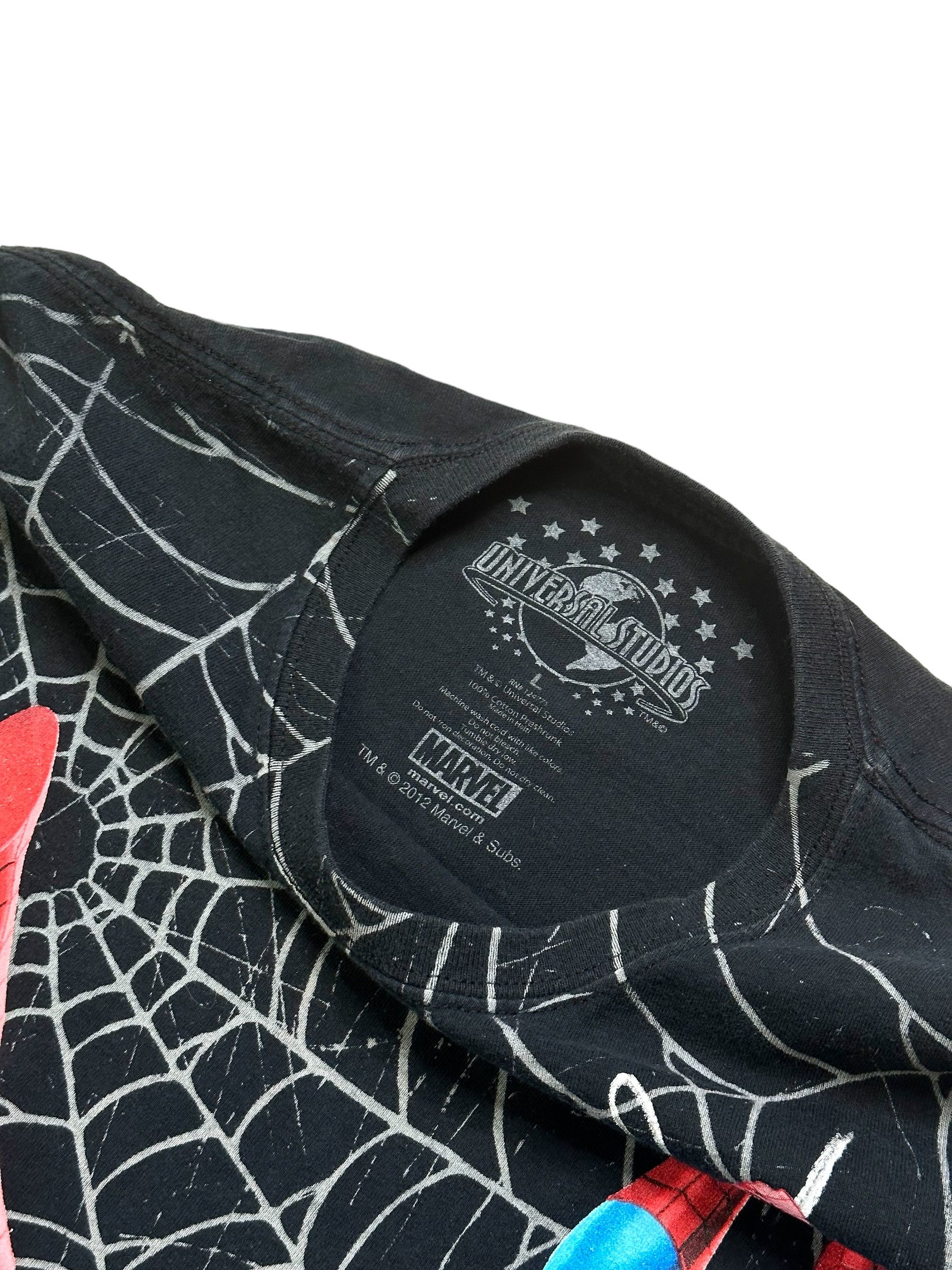 Warner Bros Rare Spider-man 3D fullprint tshirt Size US S / EU 44-46 / 1 - 3 Thumbnail