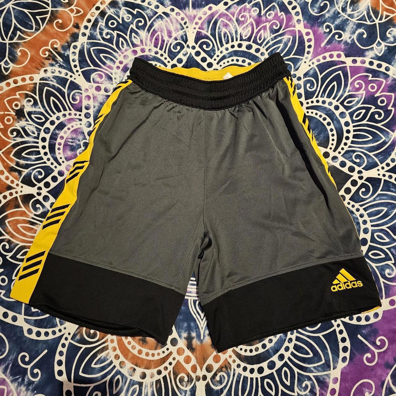 Adidas Adidas Youth Boys Large Grey and Yellow Shorts Size ONE SIZE - 1 Thumbnail