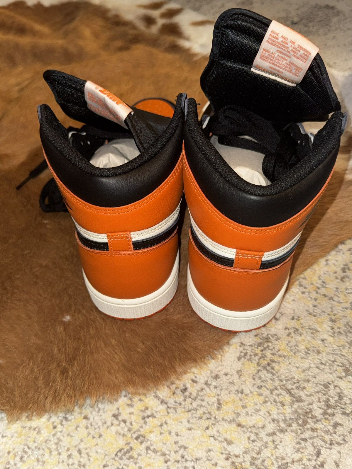 Jordan Brand Air Jordan 1 Retro High OG - Shattered Backboard Size US 7.5 / EU 40-41 - 6 Thumbnail