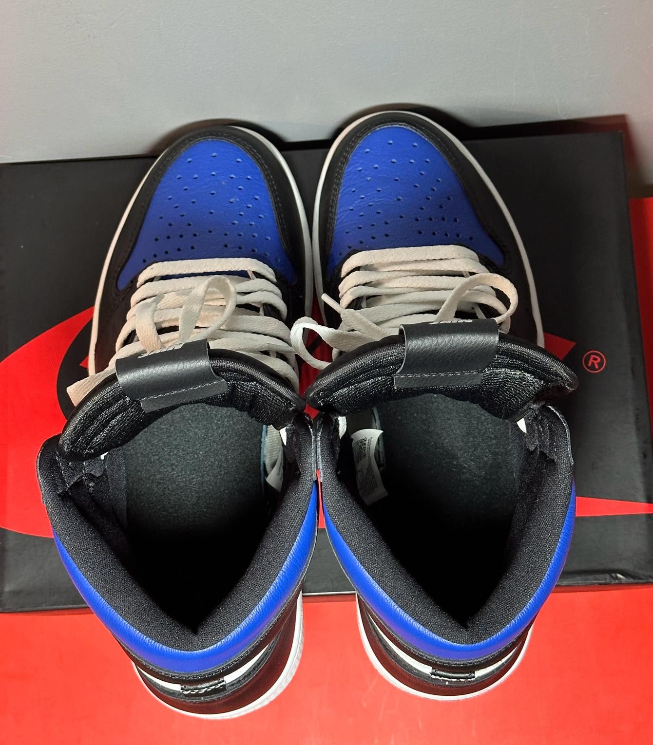 Jordan Brand Size 9 - Jordan 1 Retro OG High Royal Toe Size US 9 / EU 42 - 5 Thumbnail