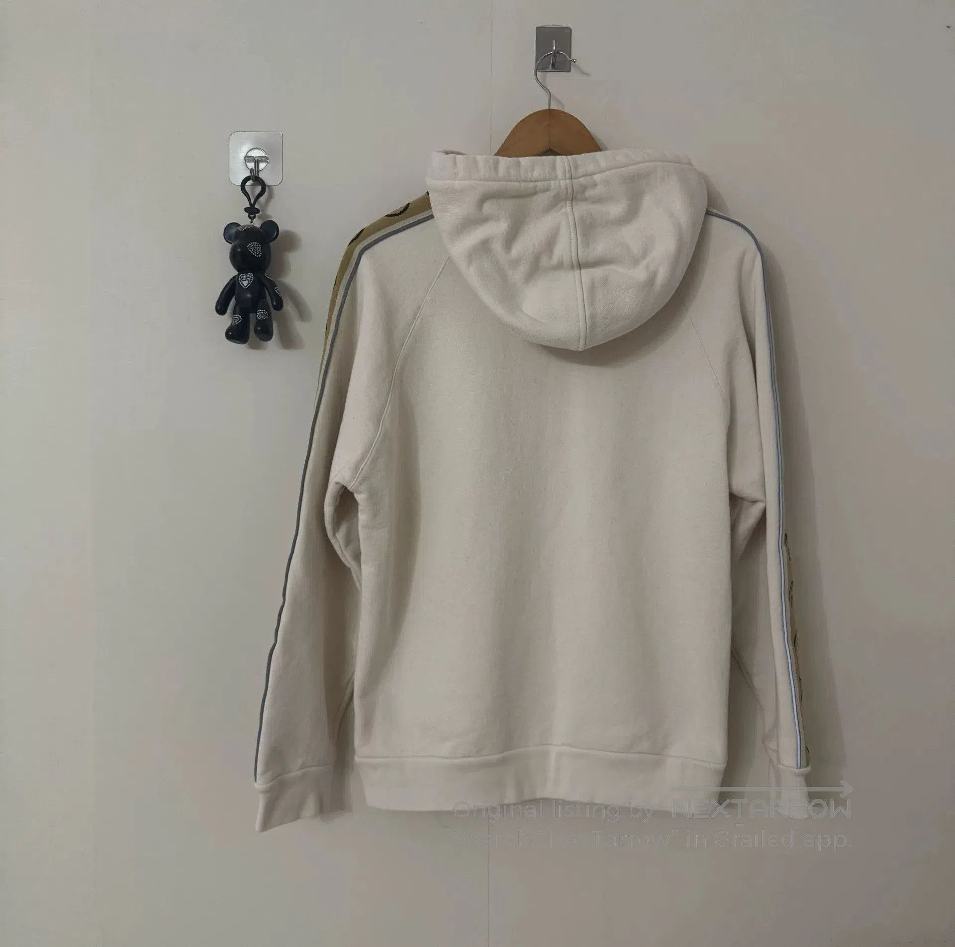 Gucci gucci white reflective hooded sweatshirt. Size US XXS / EU 40 - 2 Thumbnail