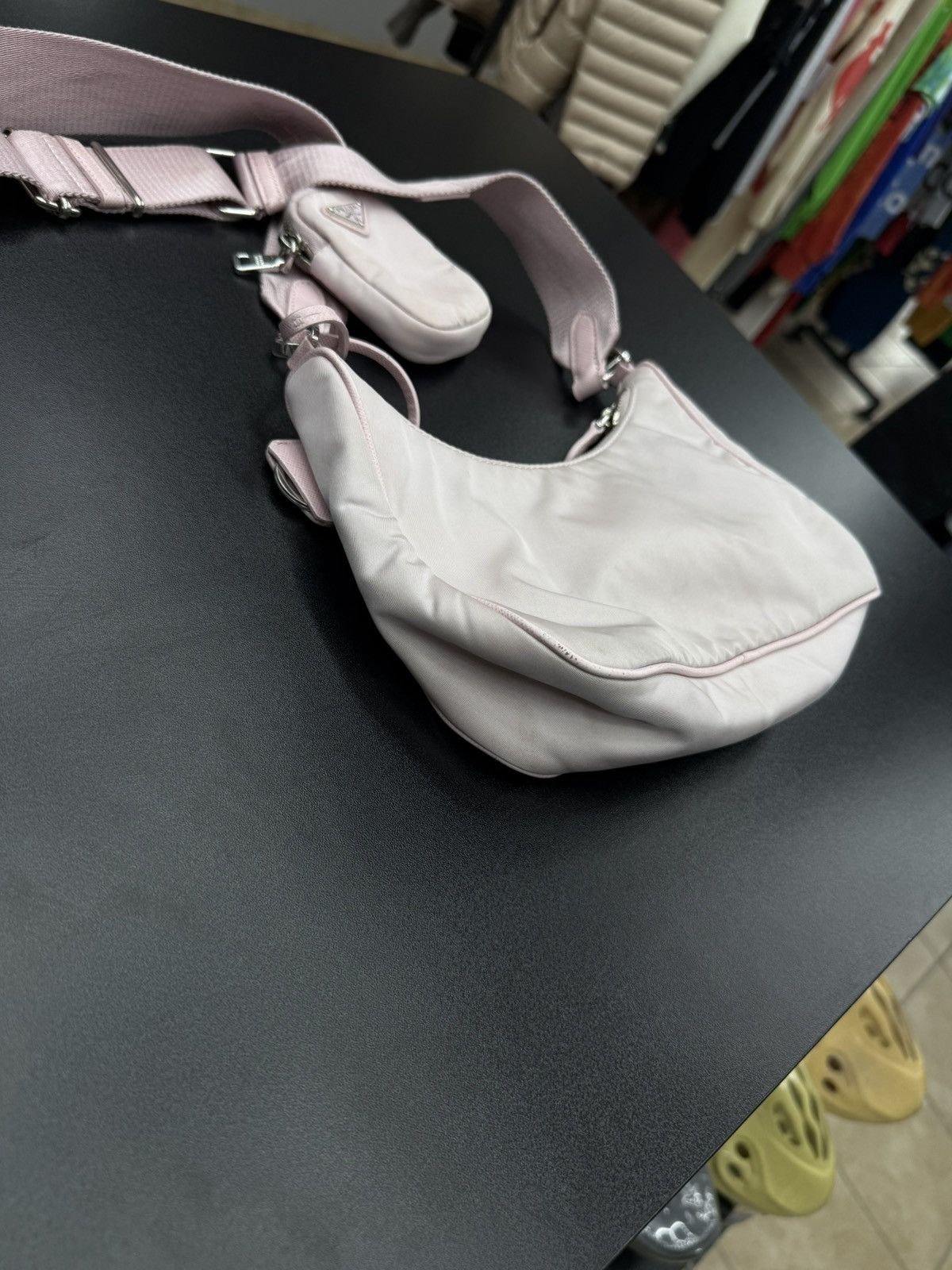 Prada Prada Re-Edition 2005 shoulder bag in pink Size ONE SIZE - 14 Thumbnail