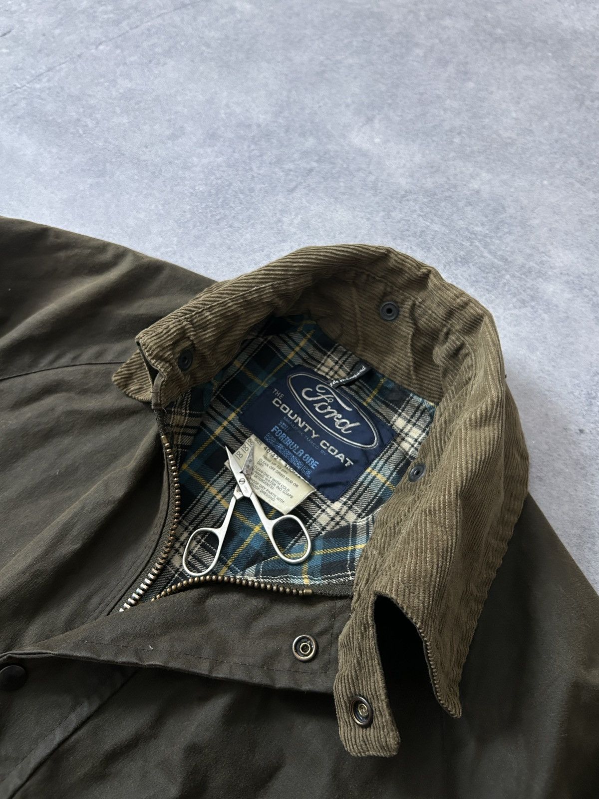 Ford Vintage Ford Country Coat For Formula One Waxed jacket mens Size US L / EU 52-54 / 3 - 7 Thumbnail