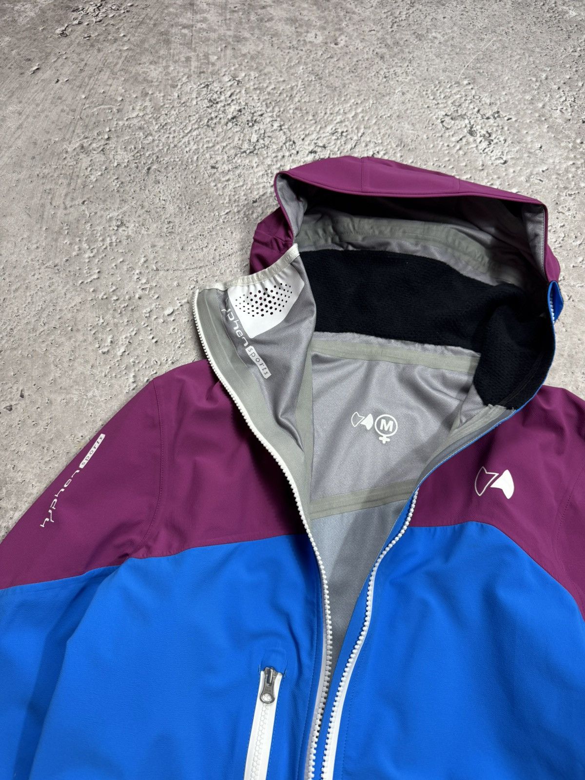 Other Hyphen Sports Women’s Outdoor Hooded Waterproof Shell Jacket Size M / US 6-8 / IT 42-44 - 10 Thumbnail