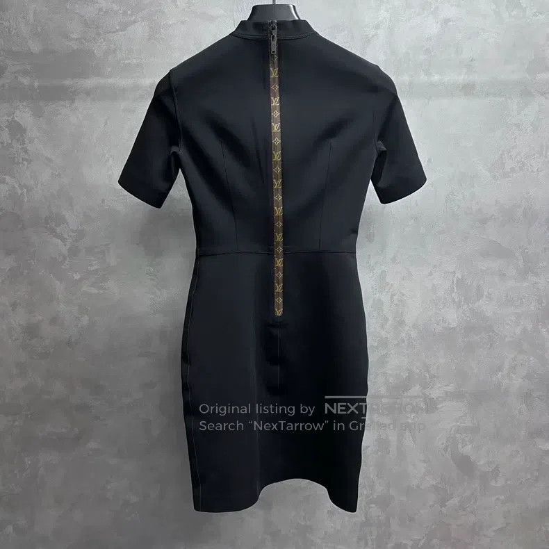 Louis Vuitton Louis Vuitton Black Solid Round Neck Short Sleeve Dress Size XXS / US 00 / IT 34 - 6 Thumbnail