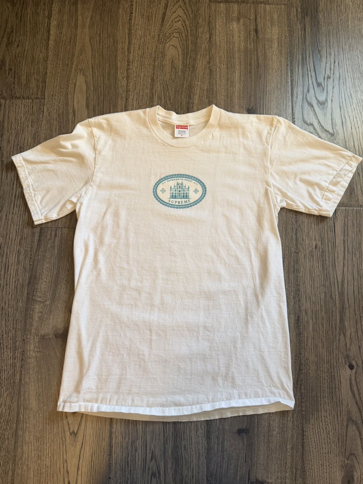Supreme Supreme Crest Graphic Tee Size S Size US S / EU 44-46 / 1 - 1 Thumbnail