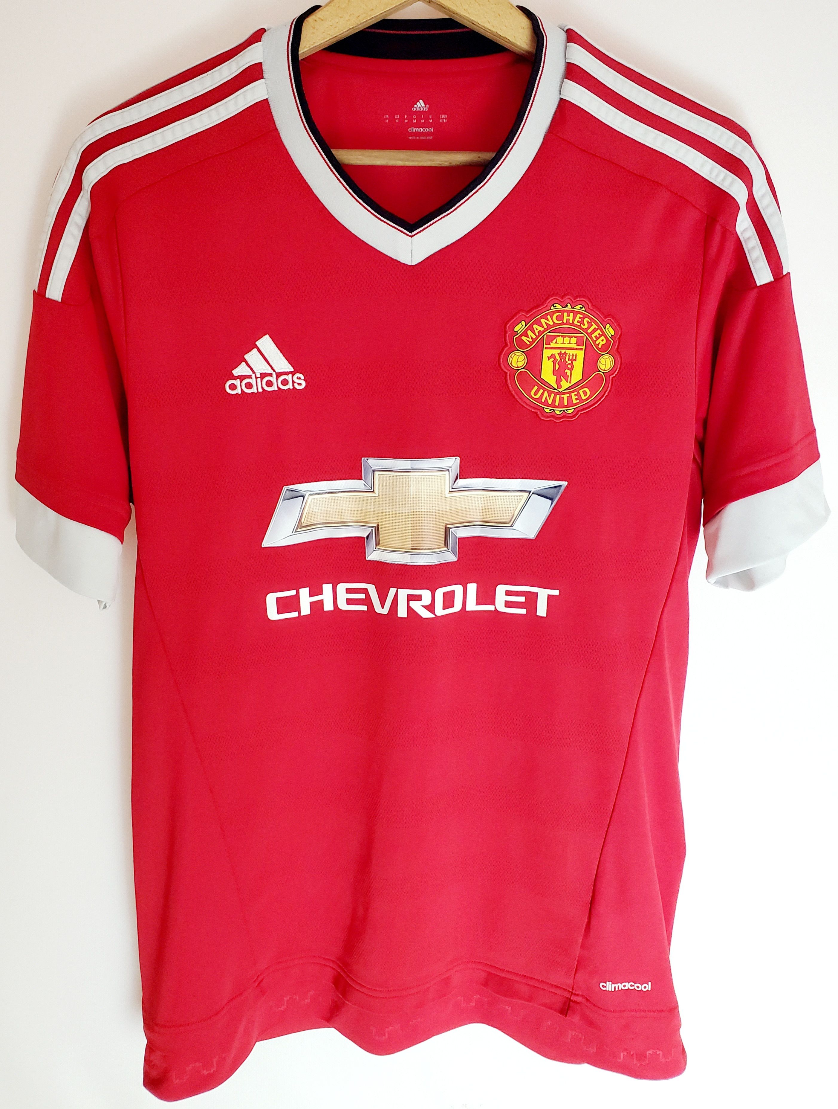 Adidas Manchester United Jersey 2015 2016 Home Shirt Adidas size M Size US M / EU 48-50 / 2 - 1 Thumbnail