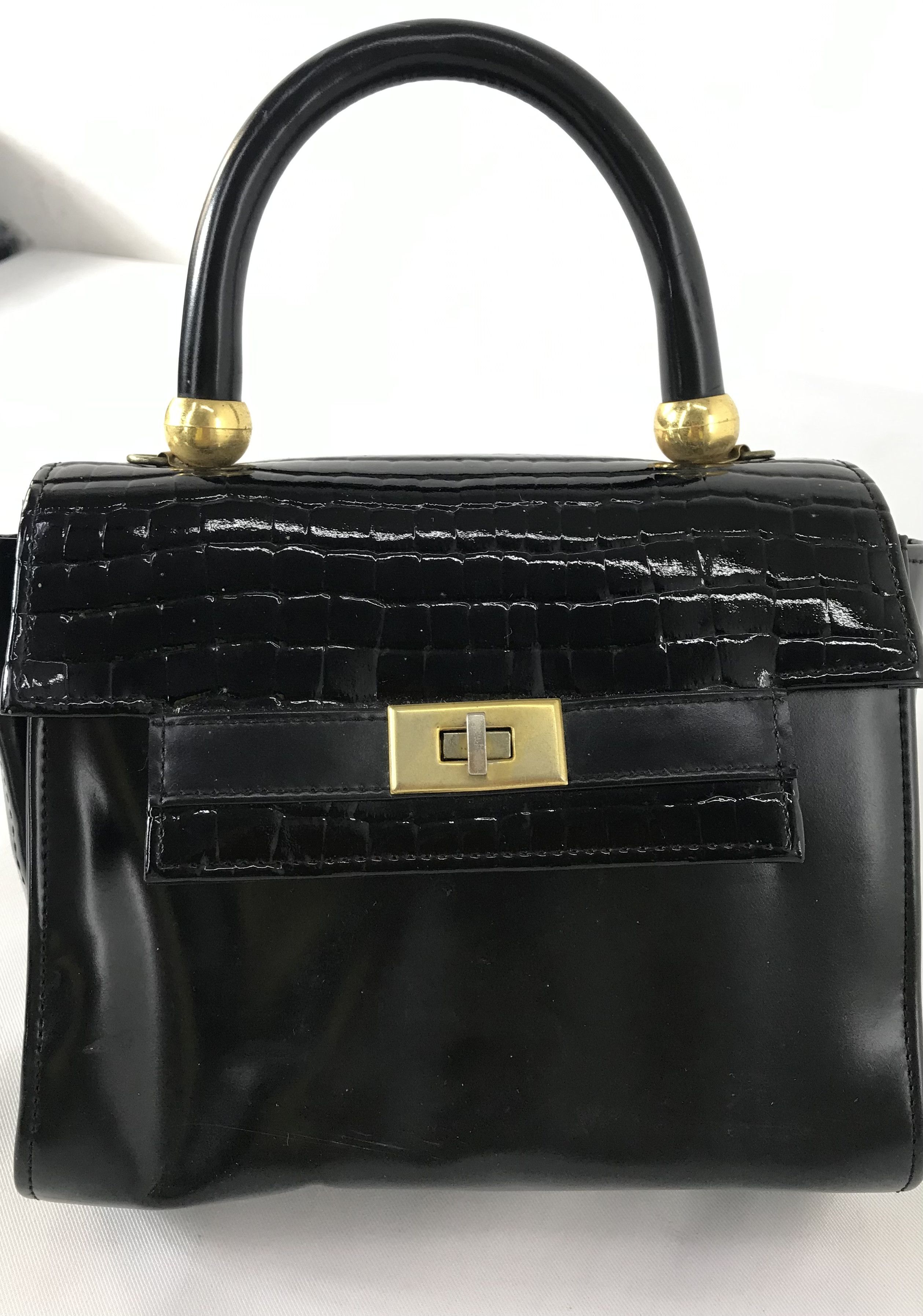 Japanese Brand 90s Japanese Brand Black Crocs Leather Hand Bag Size ONE SIZE - 3 Thumbnail