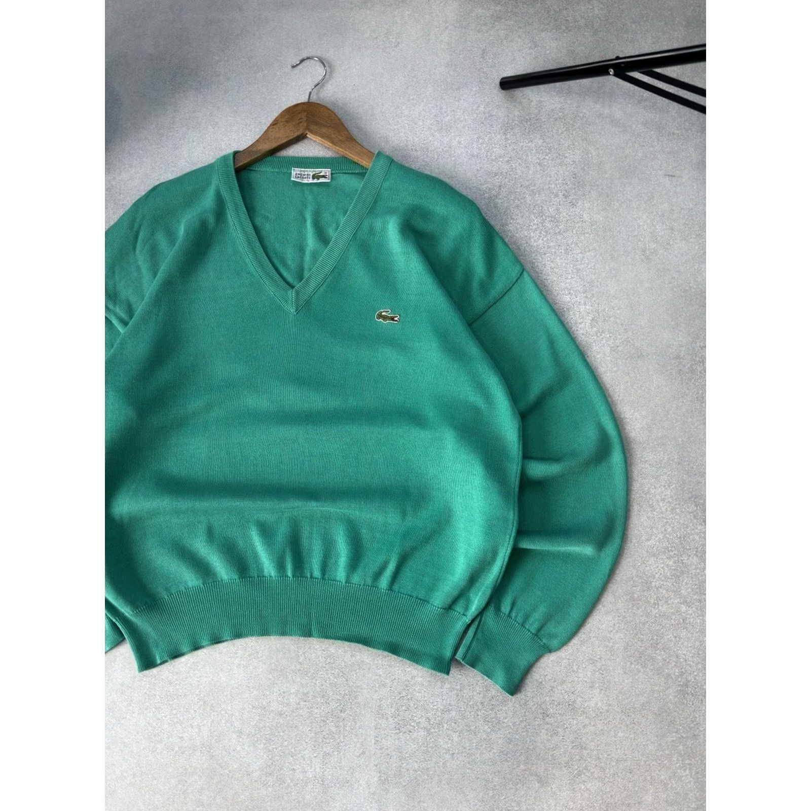 Lacoste VINTAGE Lacoste Sweater Mens Pullover V-Neck Gray 90s Casual Size M-L Size US M / EU 48-50 / 2 - 3 Thumbnail