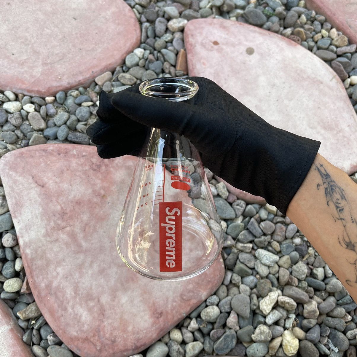 Pre-owned Supreme Hario Erlenmeyer Flask In White