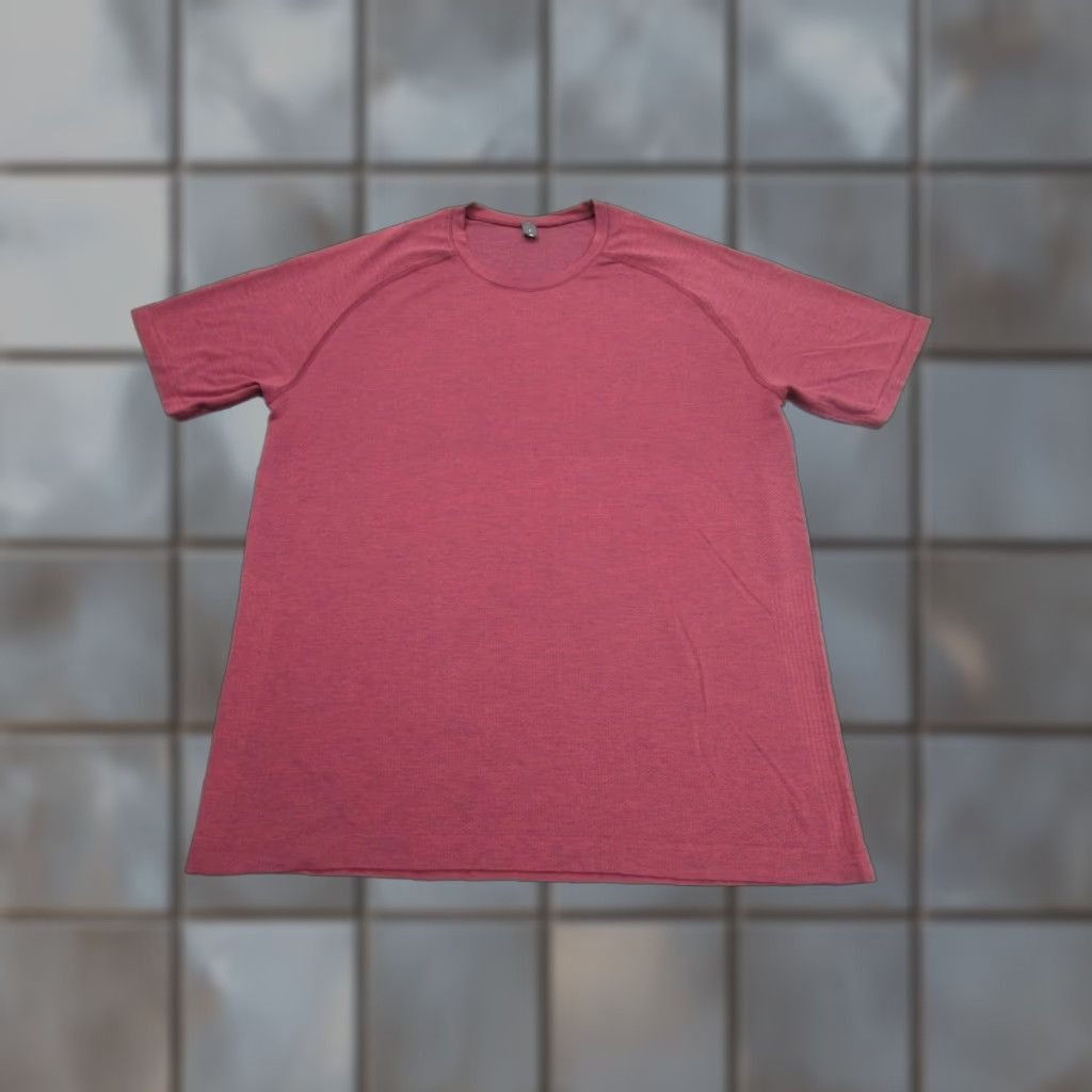 Lululemon Lululemon Shirt Mens Large Red Short Sleeve Athletic Live In Practice Workout Size US L / EU 52-54 / 3 - 1 Thumbnail