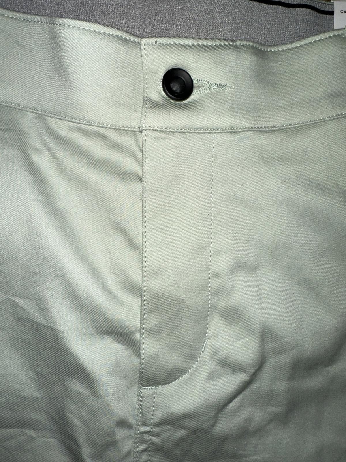 Nike Nike Men's Dri-FIT Uv 10.5" Golf Chino Shorts Size US 30 / EU 46 - 3 Thumbnail