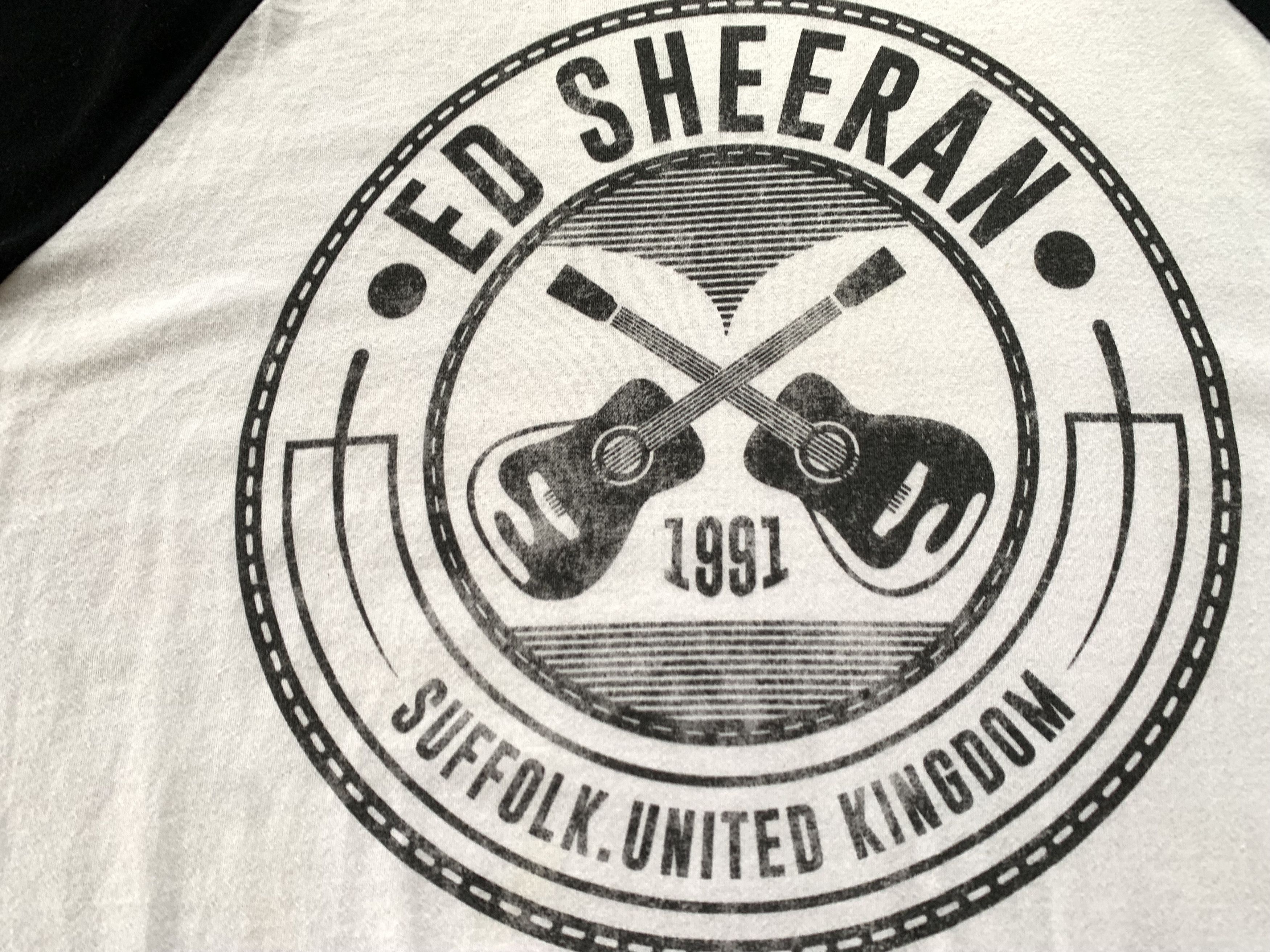 Band Tees Ed Sheeran Long Sleeve T Shirt Size US L / EU 52-54 / 3 - 4 Thumbnail