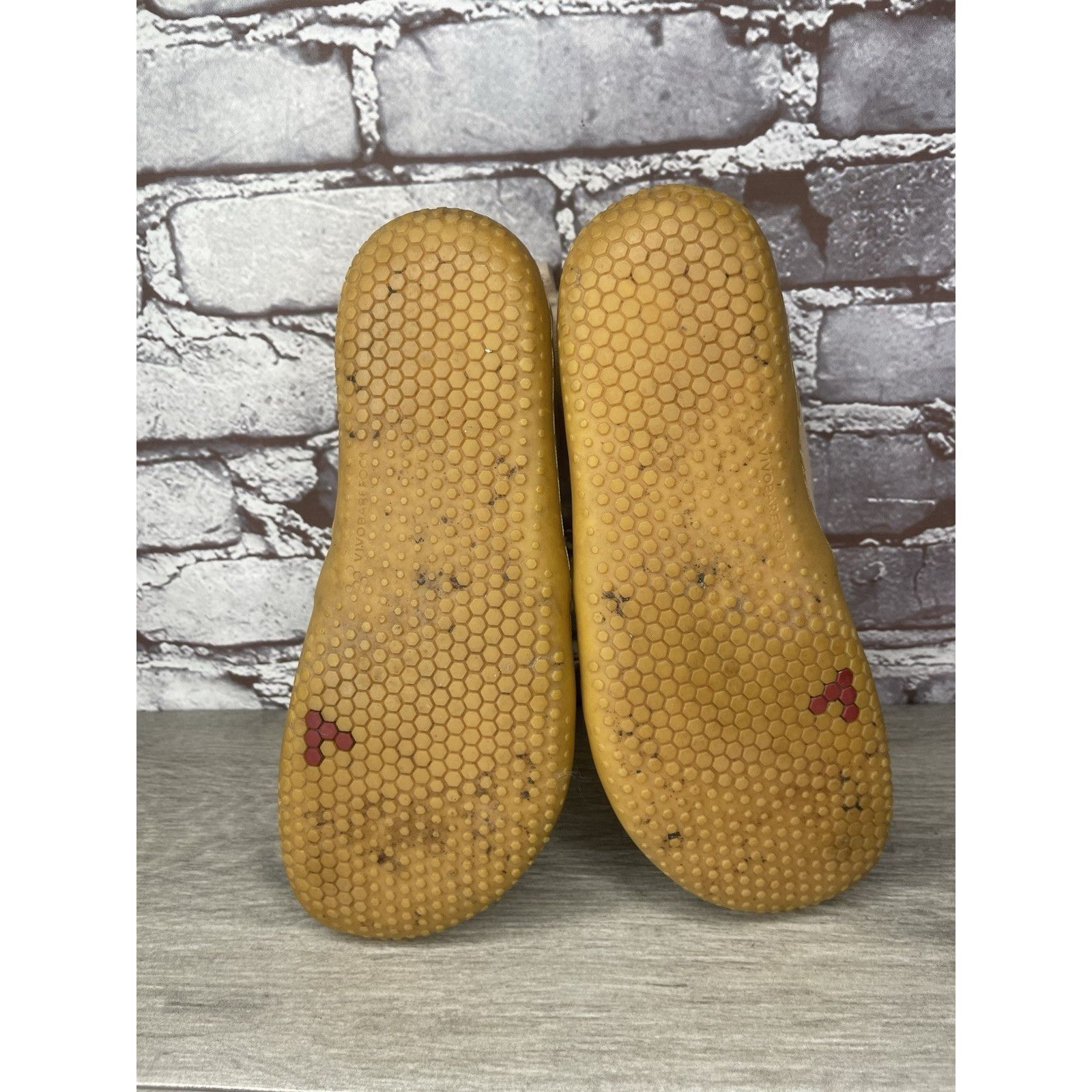 Vivobarefoot VivoBarefoot Gobi III Hemp Pink Sandstone Running Shoes Wome Size US 6 / IT 36 - 7 Thumbnail