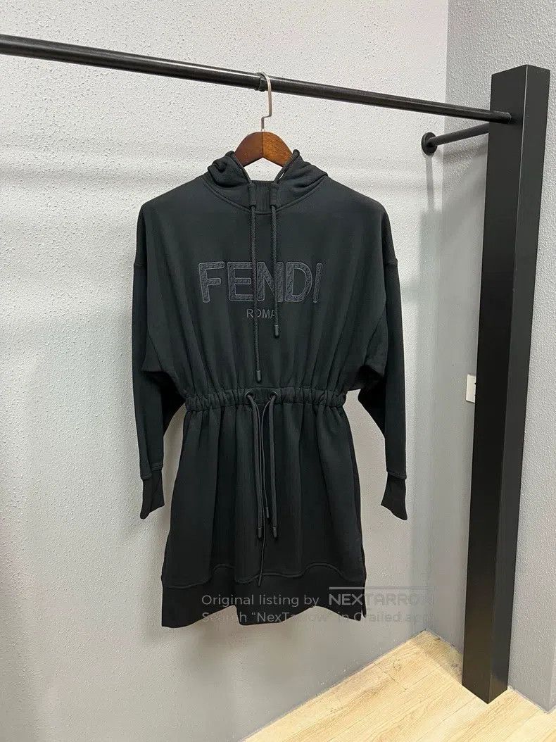 Fendi Fendi Waist-cinching letter logo dress Size S / US 4 / IT 40 - 1 Thumbnail