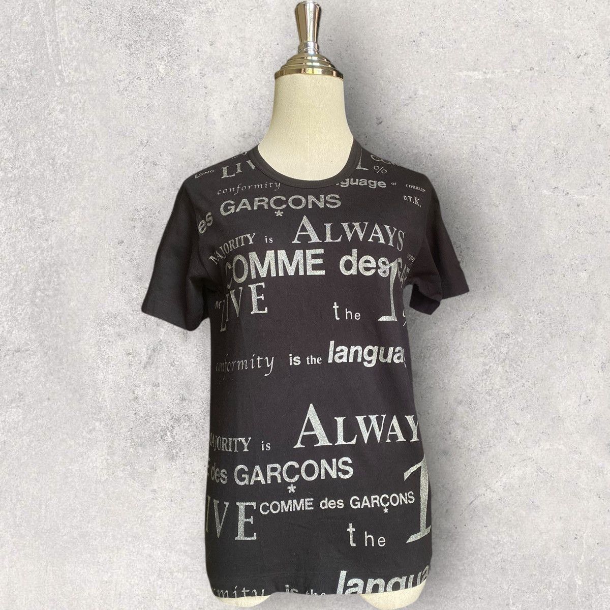 Comme des Garcons FW03 Glitter Logo Size M / US 6-8 / IT 42-44 - 1 Thumbnail