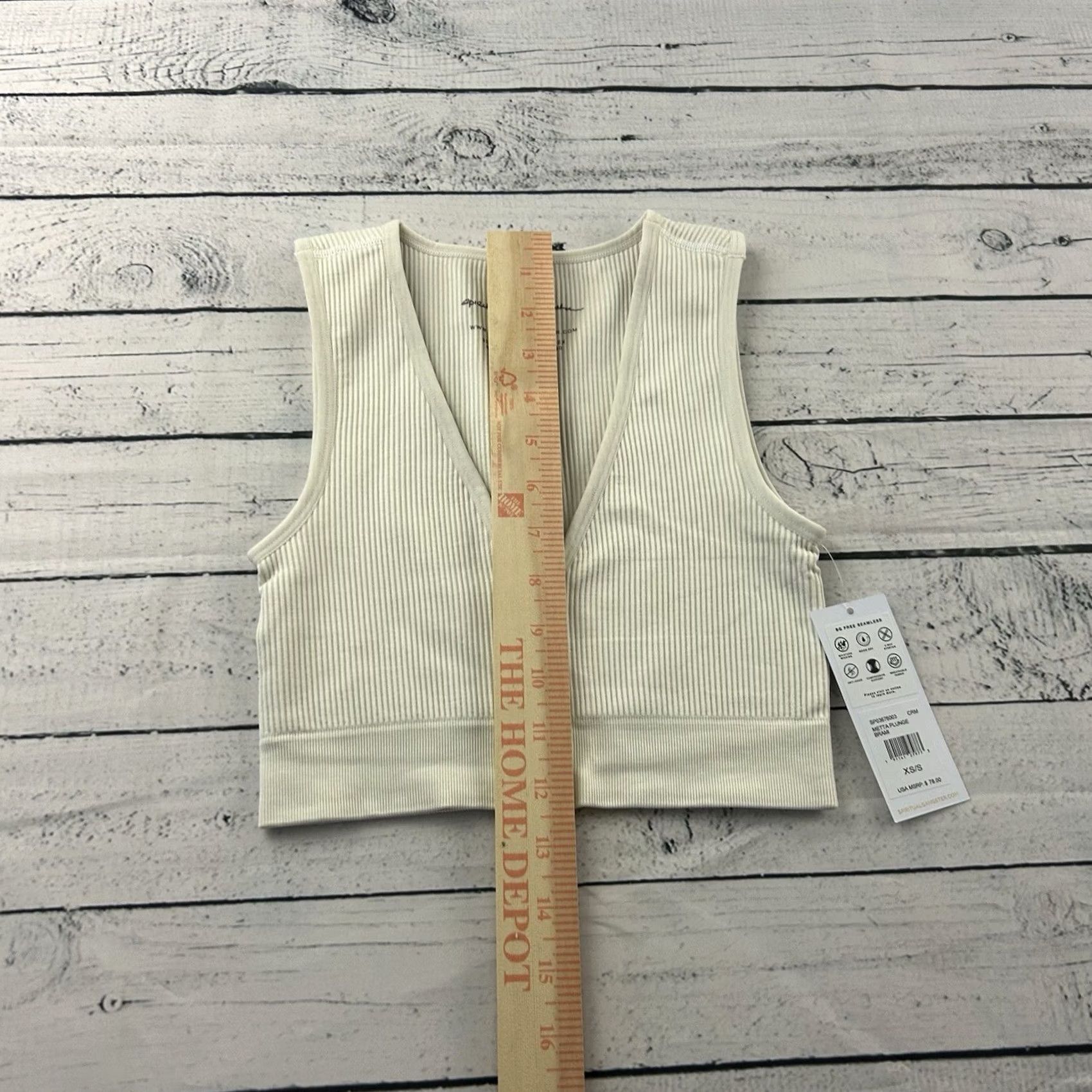 Spiritual Gangster Spiritual Gangster Sleeveless Metta Plunge Brami Top XS/S Ivory V-Neck Womens Tank PP Size XS / US 0-2 / IT 36-38 - 4 Thumbnail
